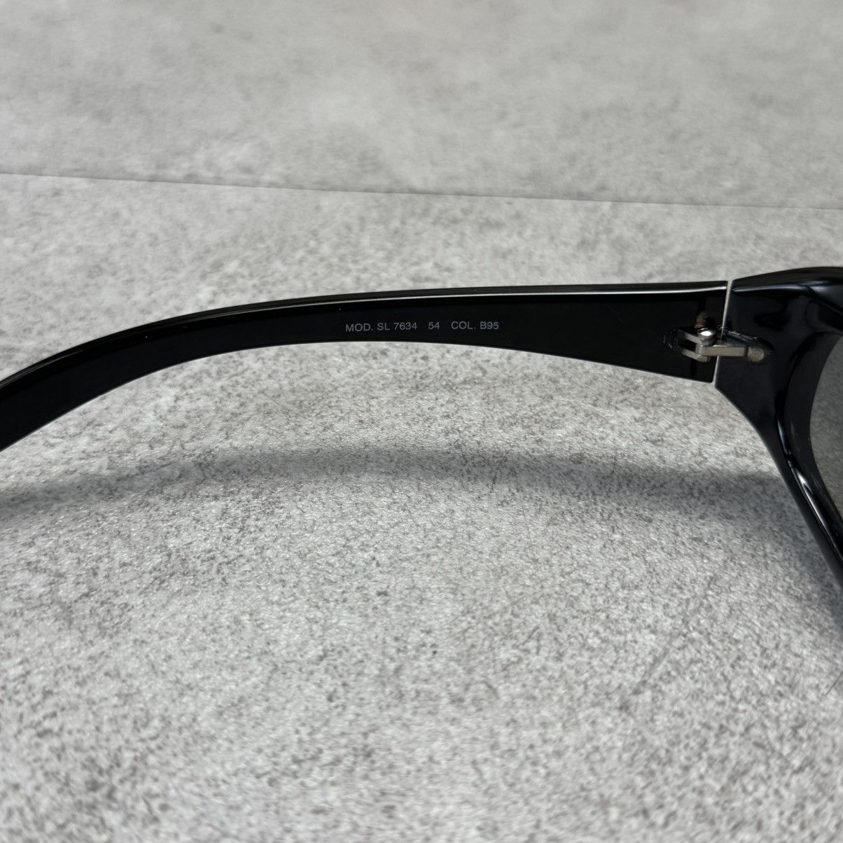 Fendi Fendi 7634 Square Sunglasses Size ONE SIZE - 4 Thumbnail