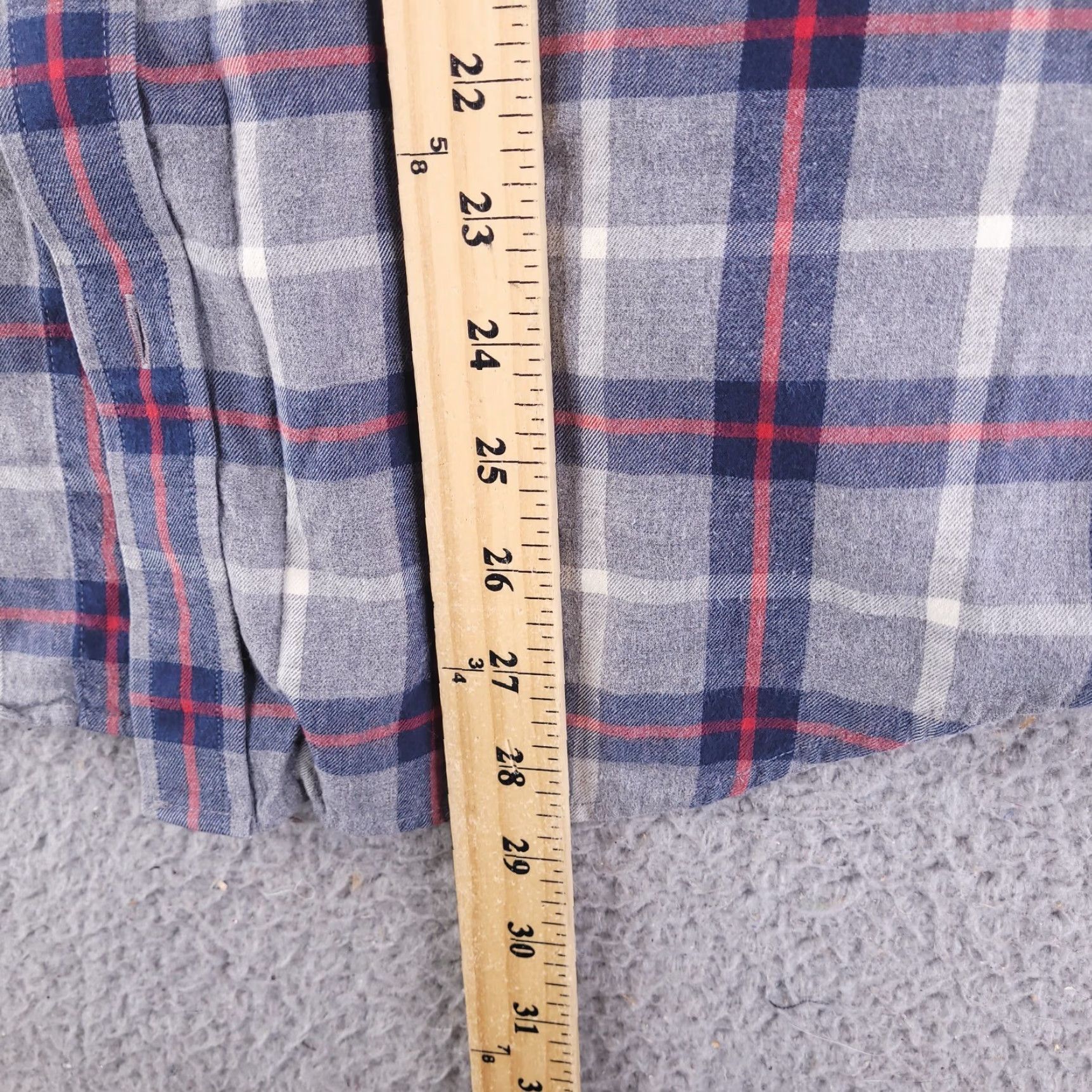 Banana Republic Banana Republic Shirt Mens Medium Gray Flannel Lightweight 100% Cotton Plaid Button-Up Size US M / EU 48-50 / 2 - 6 Thumbnail