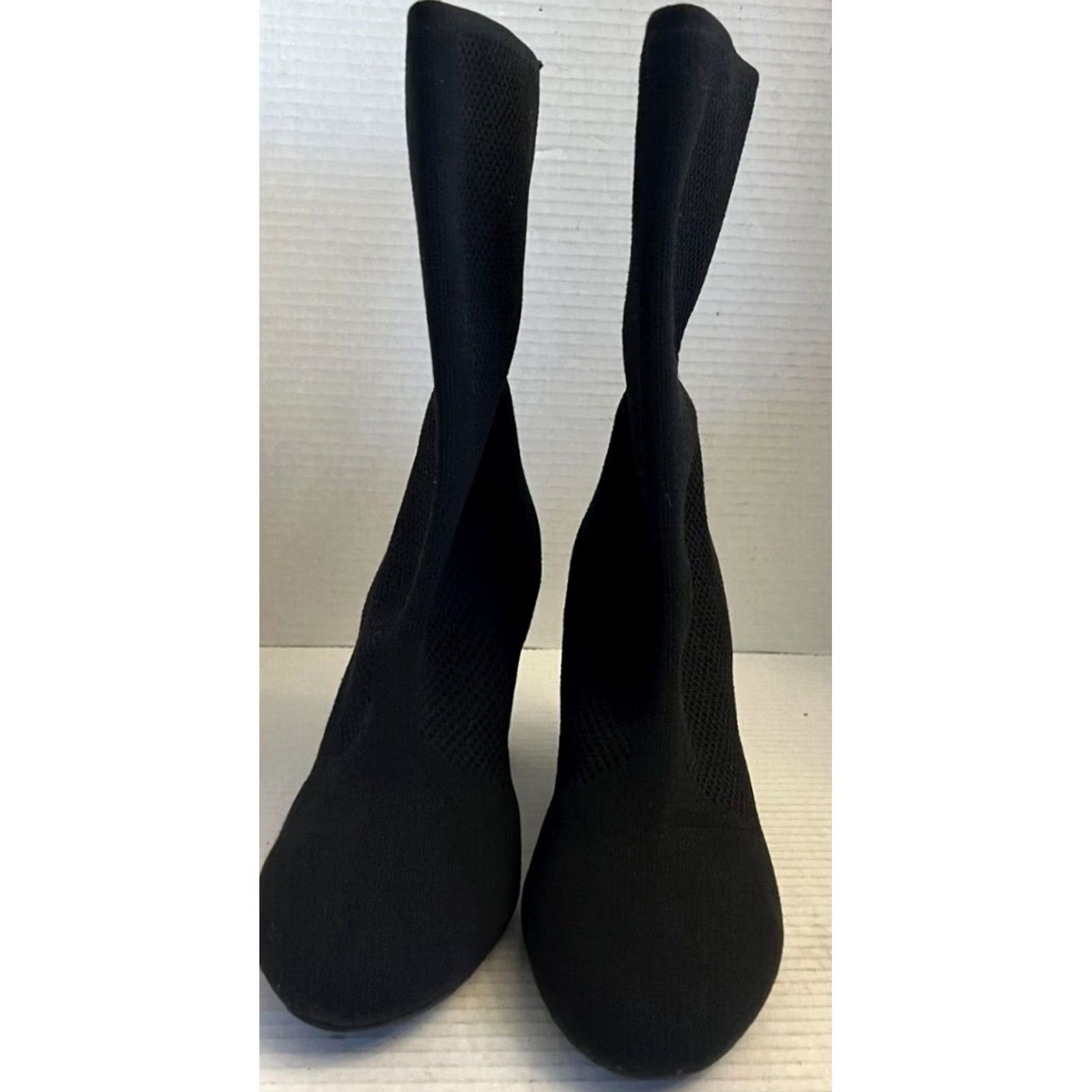 Kenneth Cole Kenneth Cole Boot Womens 9.5 40 Ankle Stretch Perforated Fabric 3.5 Block Heel Size US 10 / IT 40 - 3 Thumbnail