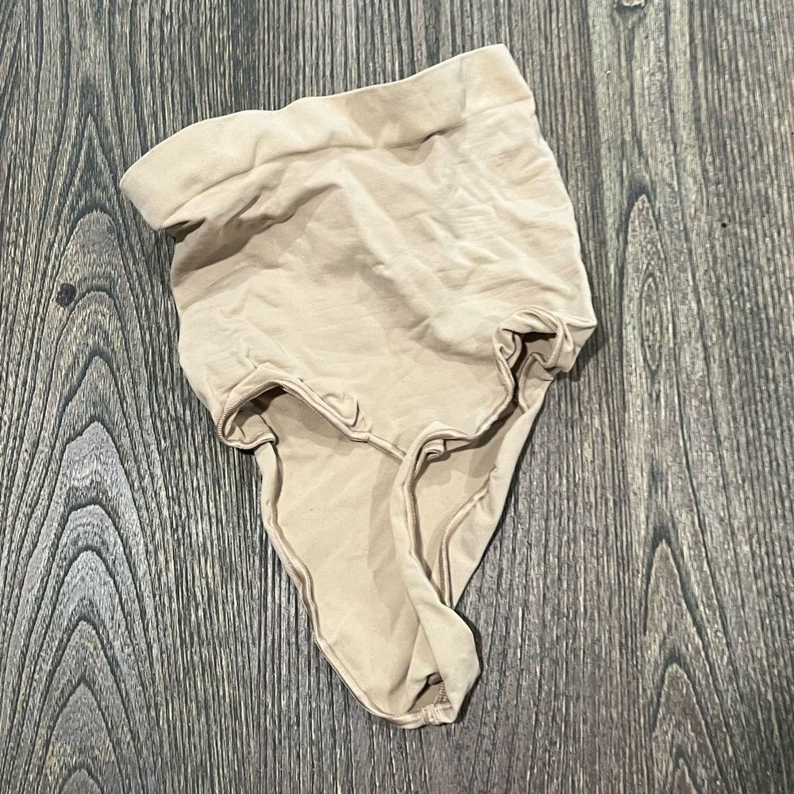SKIMS NWOT Skims Seamless Sculpt Mid Waist Thong Brief Shapewear S Size ONE SIZE - 3 Thumbnail