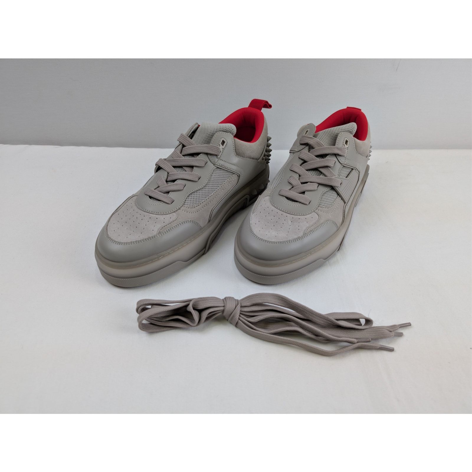 Christian Louboutin o1rshd1 Astroloubi Flat Shoe Sneakers in Grey 44 Size US 11 / EU 44 - 8 Thumbnail