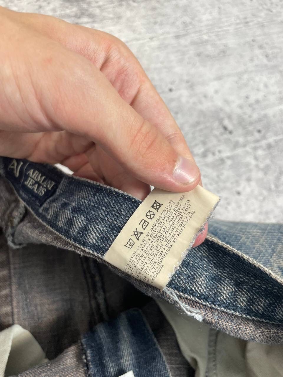 Armani Vintage Armani Jeans Faded Relaxed Fit Denim Y2K Size US 32 / EU 48 - 10 Thumbnail