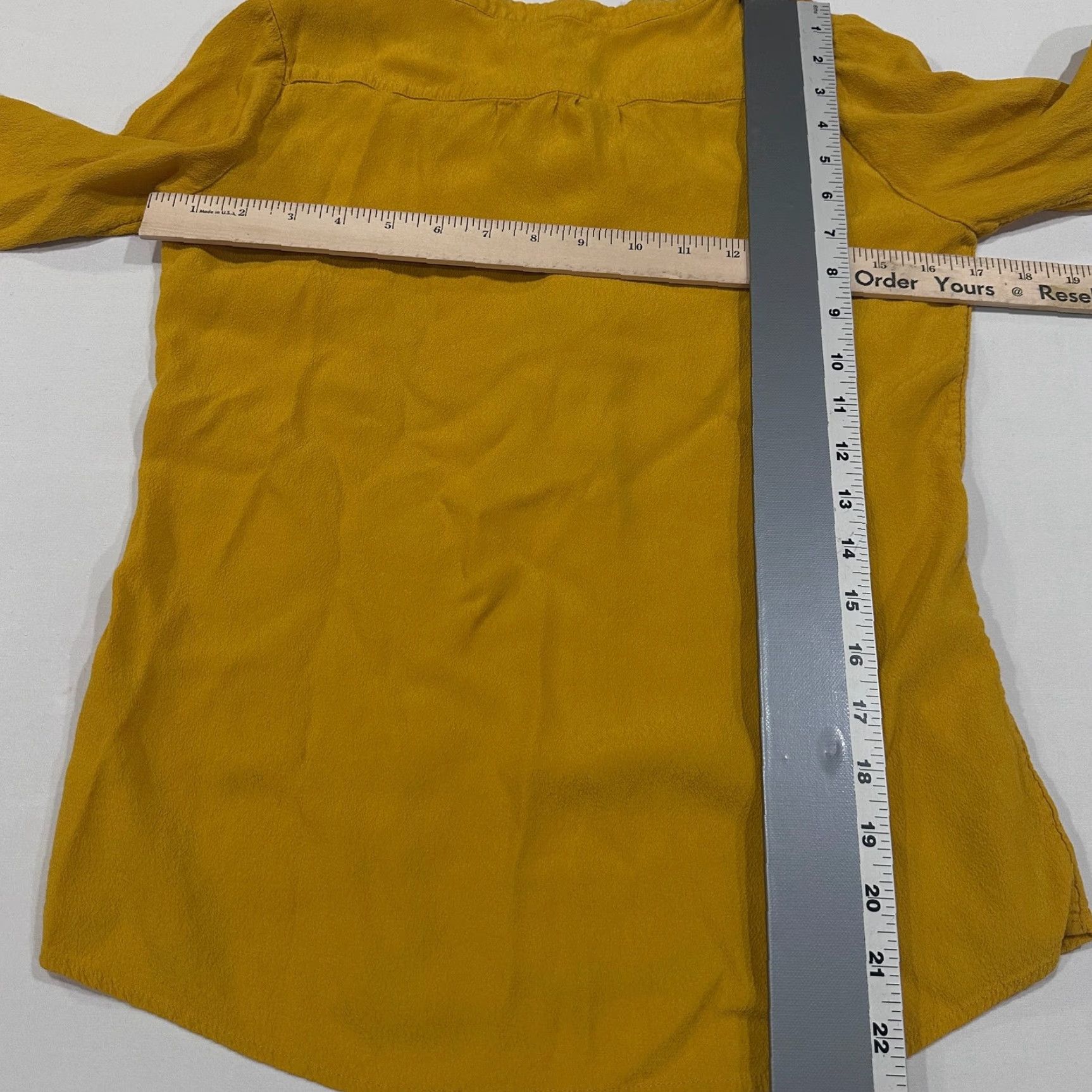 Banana Republic Banana Republic Tunic Blouse XS Petites Yellow Henley 3/4 Sleeve MISSING BUTTONS Size XS / US 0-2 / IT 36-38 - 5 Thumbnail