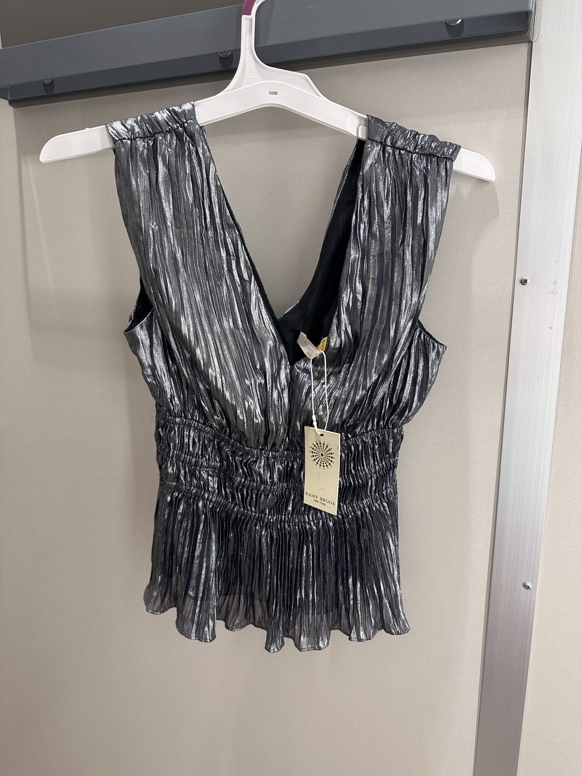Ramy Brook NWT Ramy brook Metallic Grey exclusive Burgam top/S Size XS / US 0-2 / IT 36-38 - 4 Thumbnail