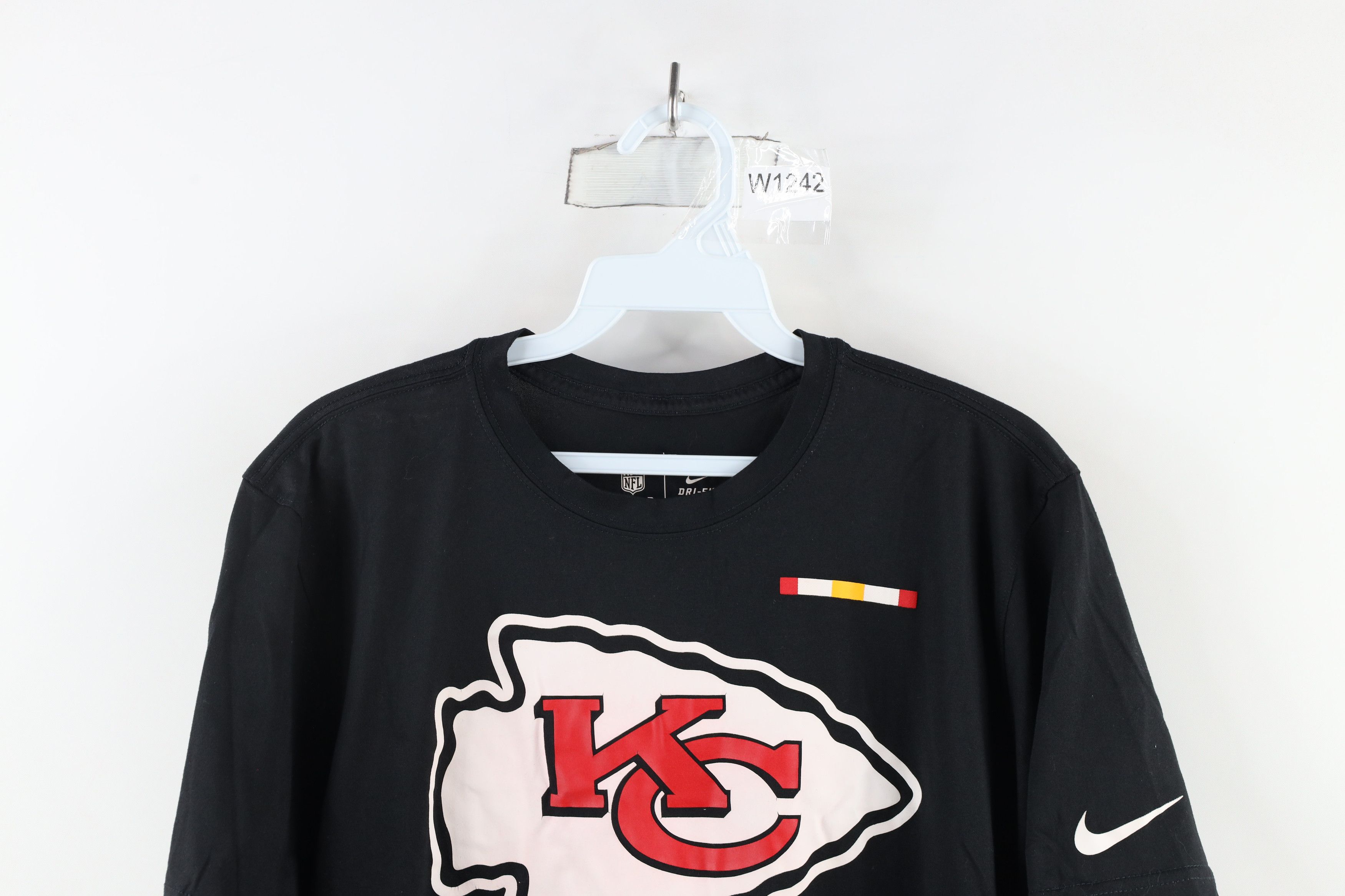 Nike × Vintage Nike On Field Kansas City Chiefs Football T-Shirt Black Size US M / EU 48-50 / 2 - 2 Thumbnail