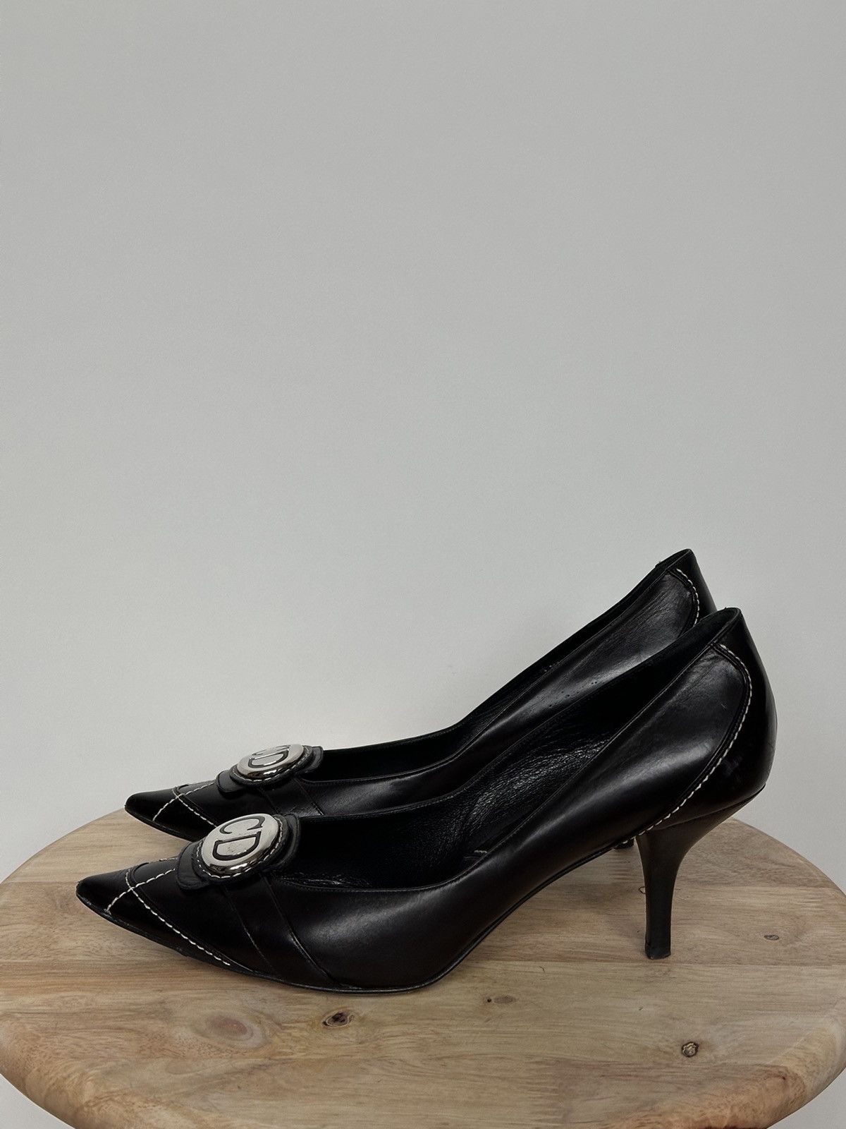Dior Dior John Galliano vintage leather black heels metal logo Size US 6 / IT 36 - 2 Thumbnail