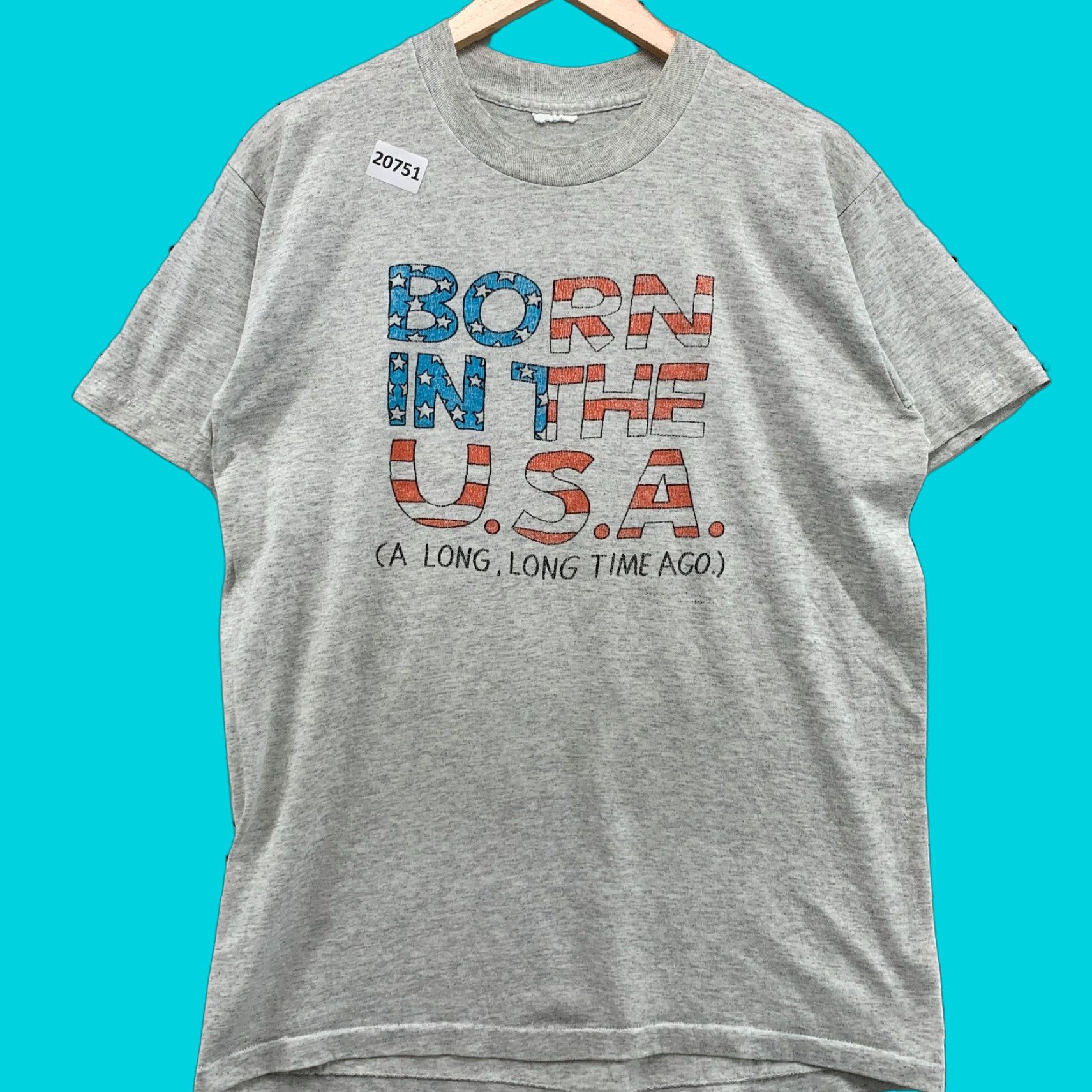 Fruit Of The Loom VINTAGE Born In The USA Shirt Mens XL Gray USA Flag Funny Single Stitch Size US XL / EU 56 / 4 - 1 Thumbnail
