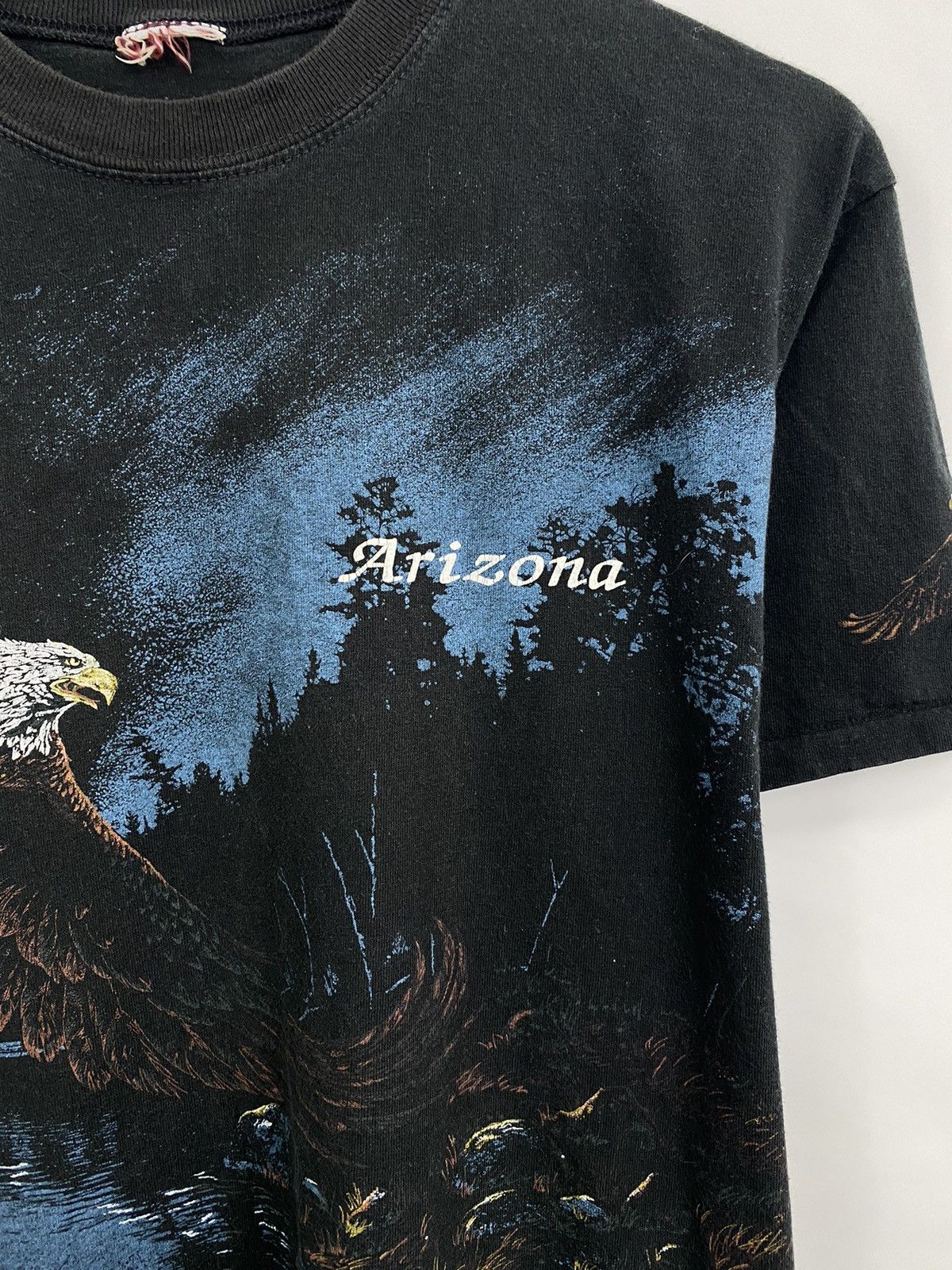 Native 🇺🇸 Vintage 1995 Arizona Eagle Navajo NATIVE AMERICAN t-shirt Size US M / EU 48-50 / 2 - 4 Thumbnail