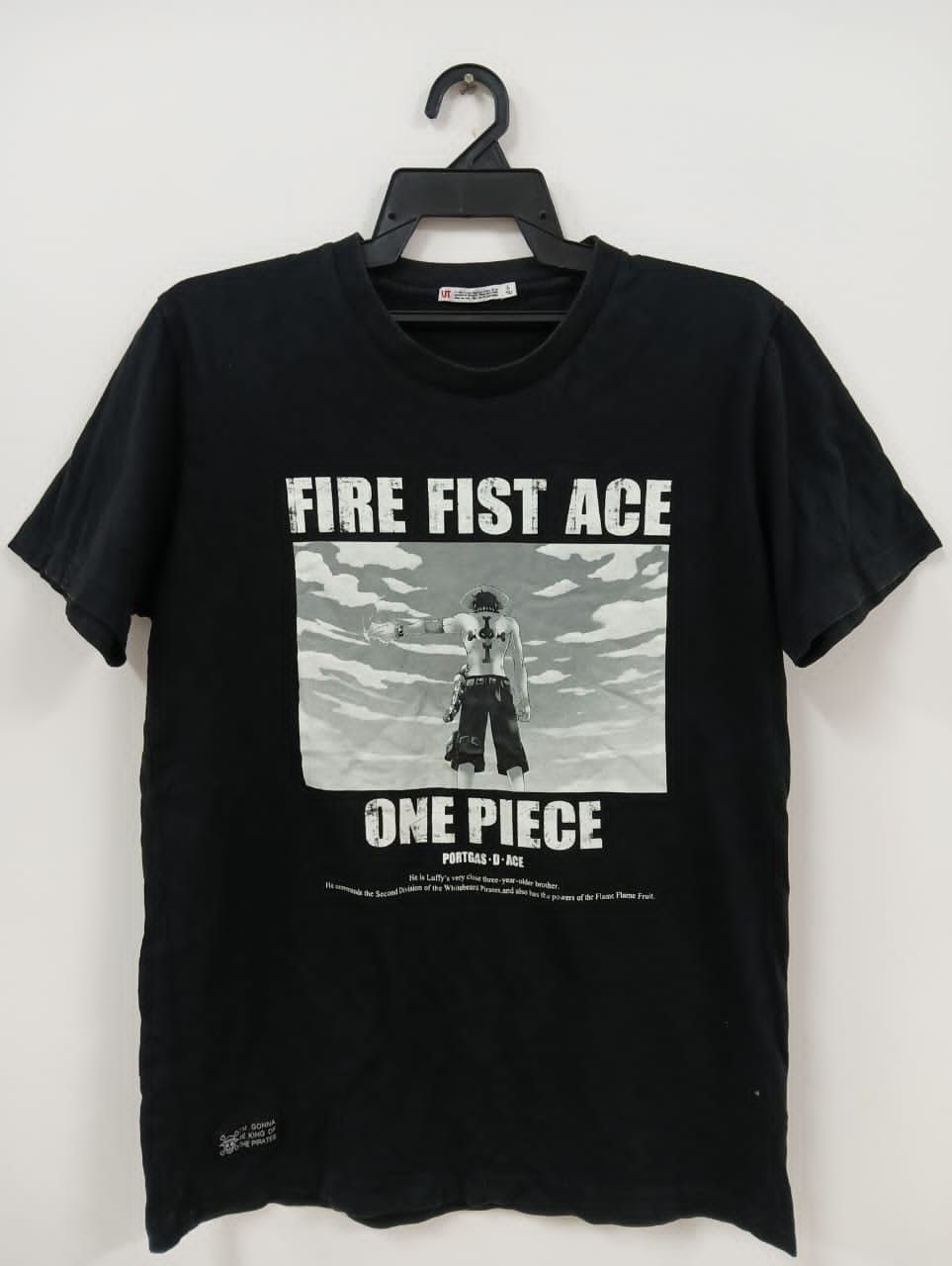Anime × Japanese Brand × One Piece Best Offer🔥☠️ One piece Portgas - D - Ace x Uniqlo Size US L / EU 52-54 / 3 - 1 Thumbnail