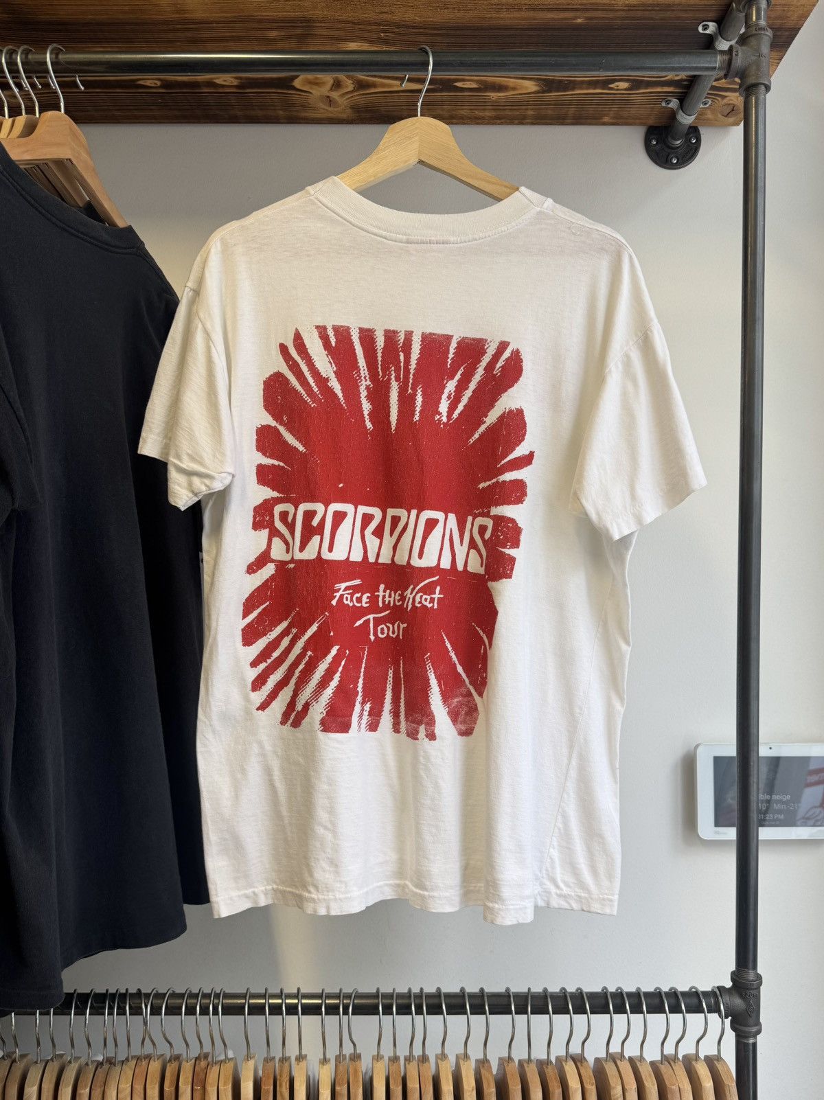 Band Tees 90’s Scorpions “ Face The Heat Tour” tshirt Size US XL / EU 56 / 4 - 2 Thumbnail
