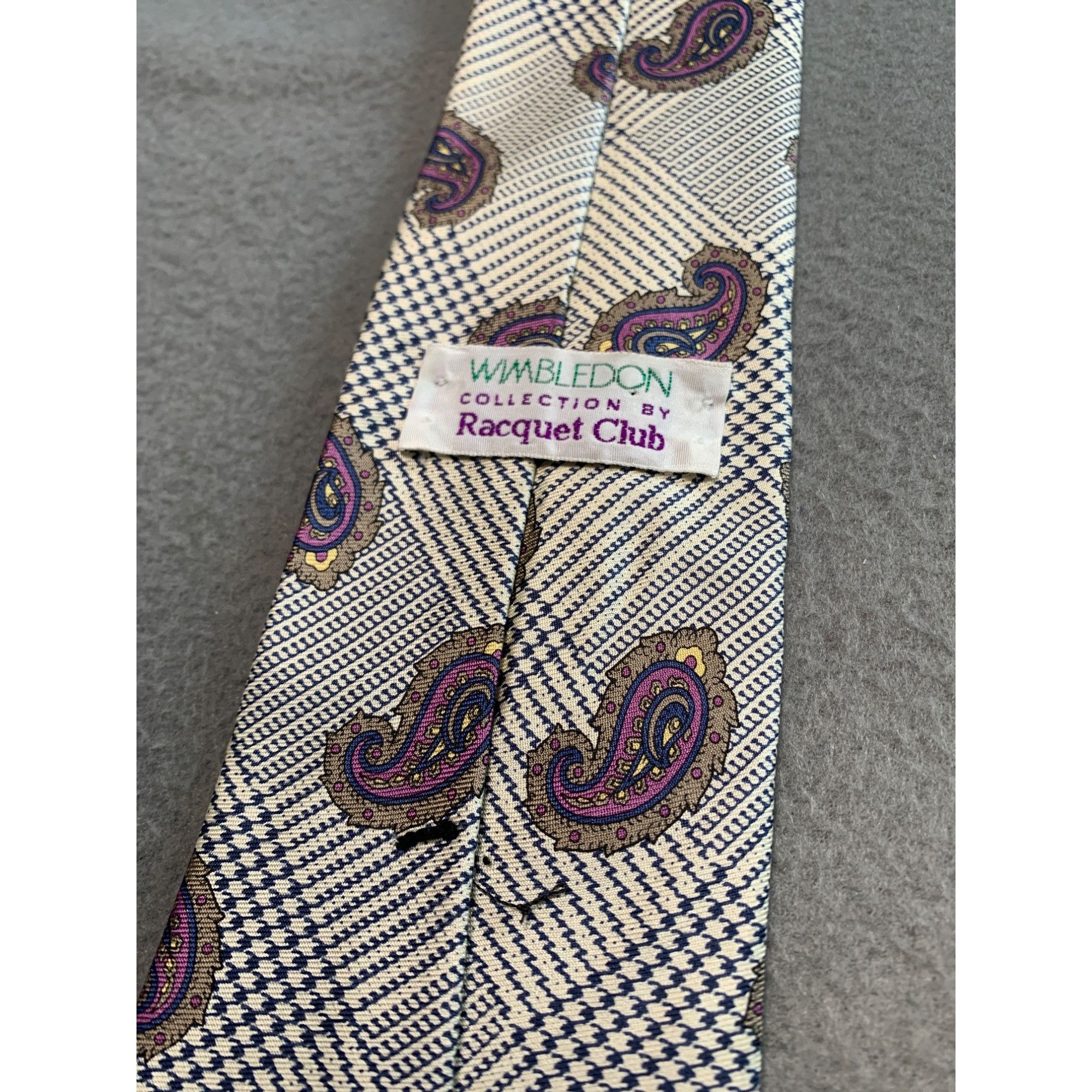Other Mens Wimbledon Racquet Club Paisley Silk Necktie Tie Size ONE SIZE - 3 Thumbnail