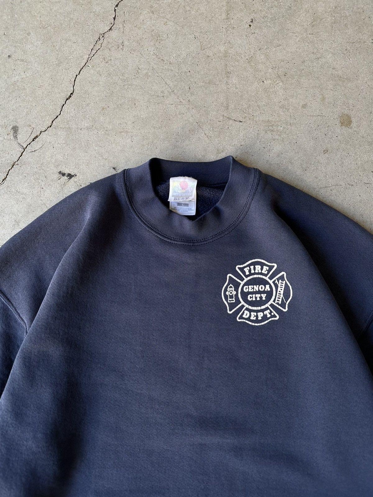 Russell Athletic Vintage Y2K Genoa City Fire & Rescue sweatshirt Size US L / EU 52-54 / 3 - 3 Thumbnail