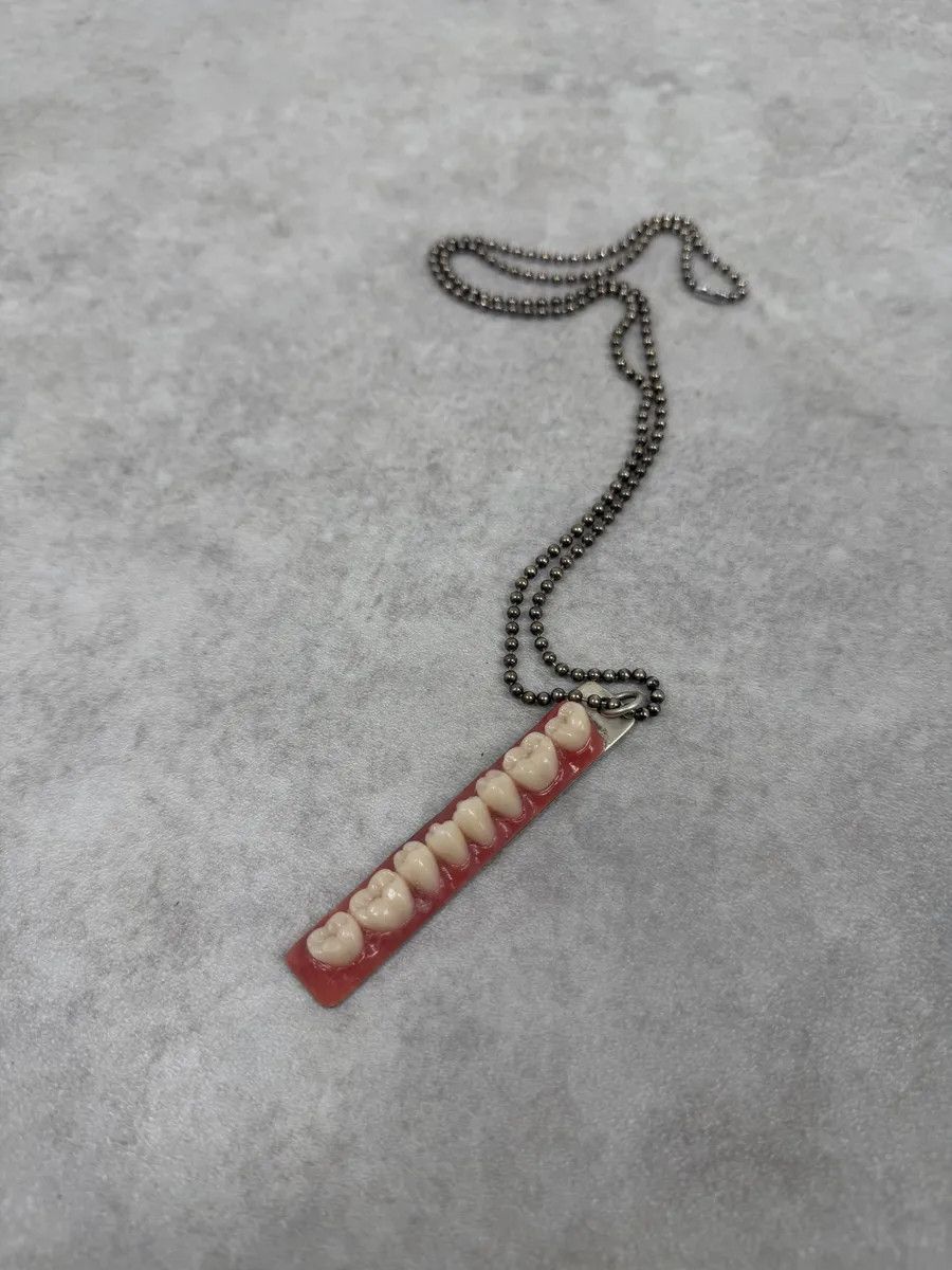 FW2001 Carol Christian Poell Teeth MM/1480 Necklace