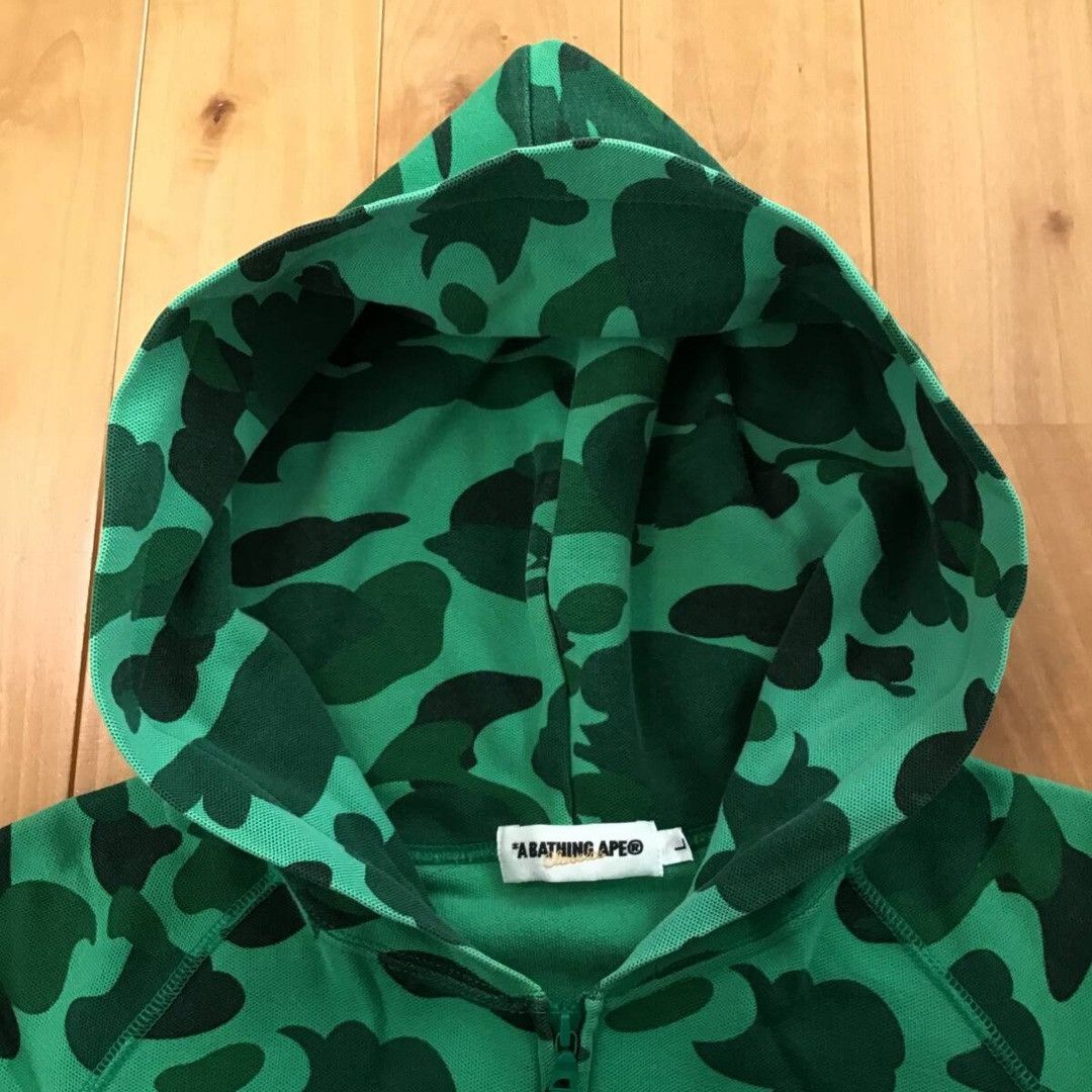 Bape 🔥Shibuya store camo🔥 BAPE Cotton Pique zip hoodie APE NIGO Size US L / EU 52-54 / 3 - 4 Thumbnail
