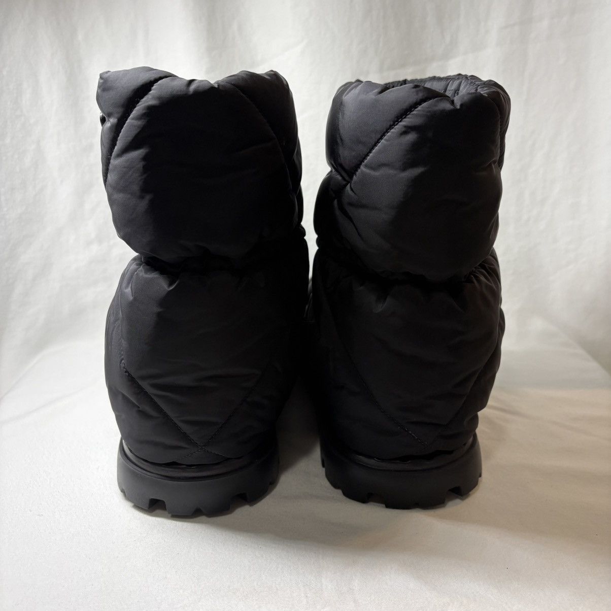 Prada AUTHENTIC Prada Nylon Quilted Boots Size US 8.5 / IT 38.5 - 6 Thumbnail