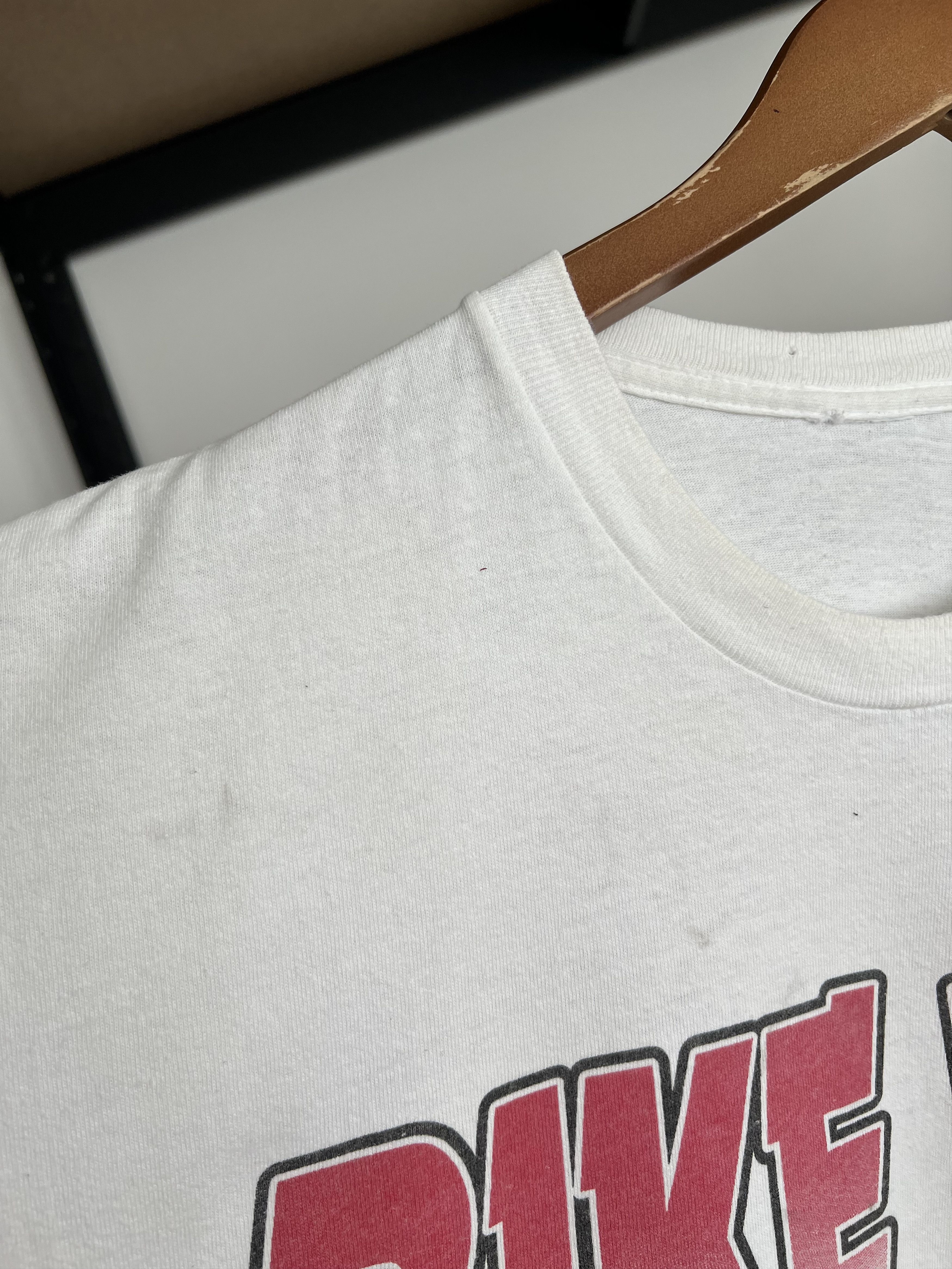 Vintage Vintage 1998 Bike Week Daytona Beach USA Eagle White T-shirt Size US XL / EU 56 / 4 - 14 Thumbnail