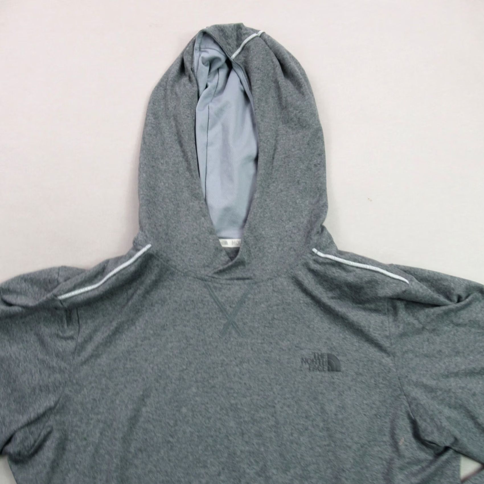 The North Face The North Face Hoodie Mens M Long Sleeve Hooded Pullover Gray/Navy Blue Casual Pullover Hoodie Men’s Regular Fit All Seasons Pockets Logo Size US M / EU 48-50 / 2 - 3 Thumbnail