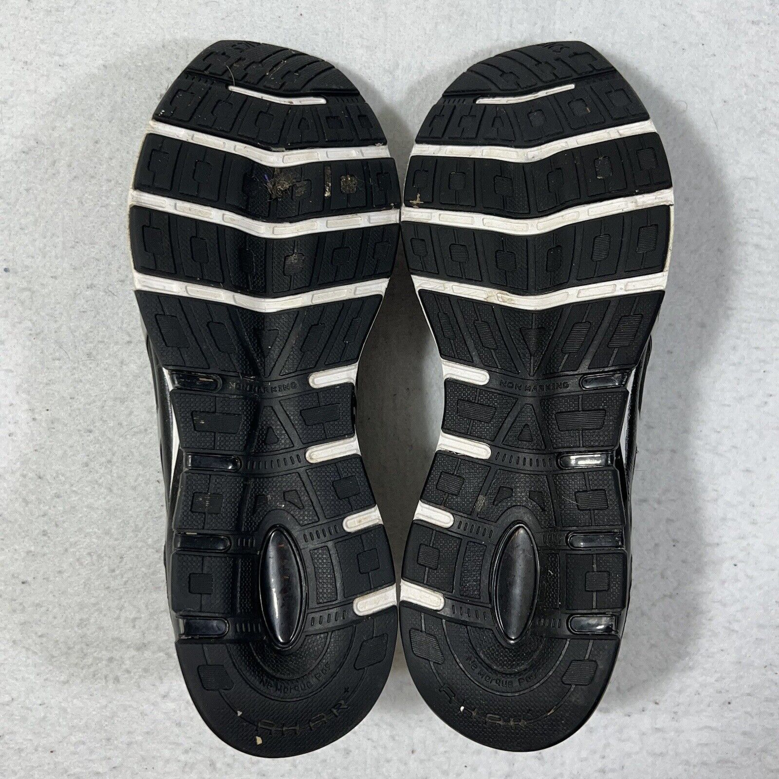 Asics ASICS Gel Defiant Sneakers Black White Laced Athletic Shoes Size US 11 / EU 44 - 9 Thumbnail