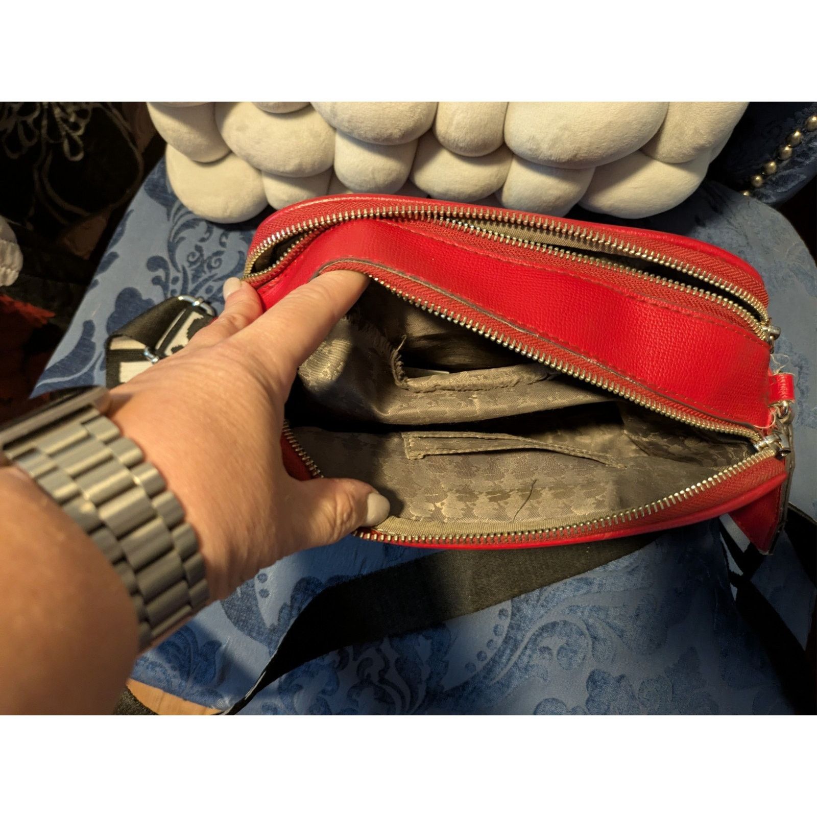 Karl Lagerfeld Karl Lagerfeld PARIS Leather Maybelle Red Crossbody Size ONE SIZE - 9 Thumbnail