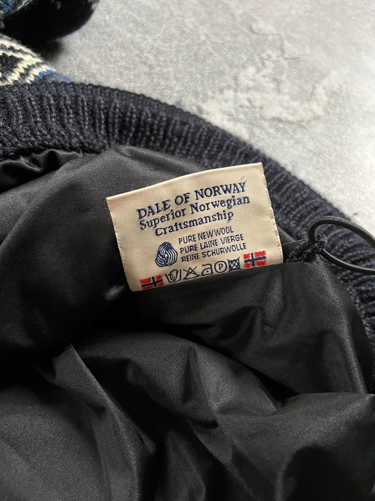 Dale Of Norway Dale of Norway Wool Sweater Jumper Fair Isle Jacket 1/4 Zip Size US S / EU 44-46 / 1 - 13 Thumbnail