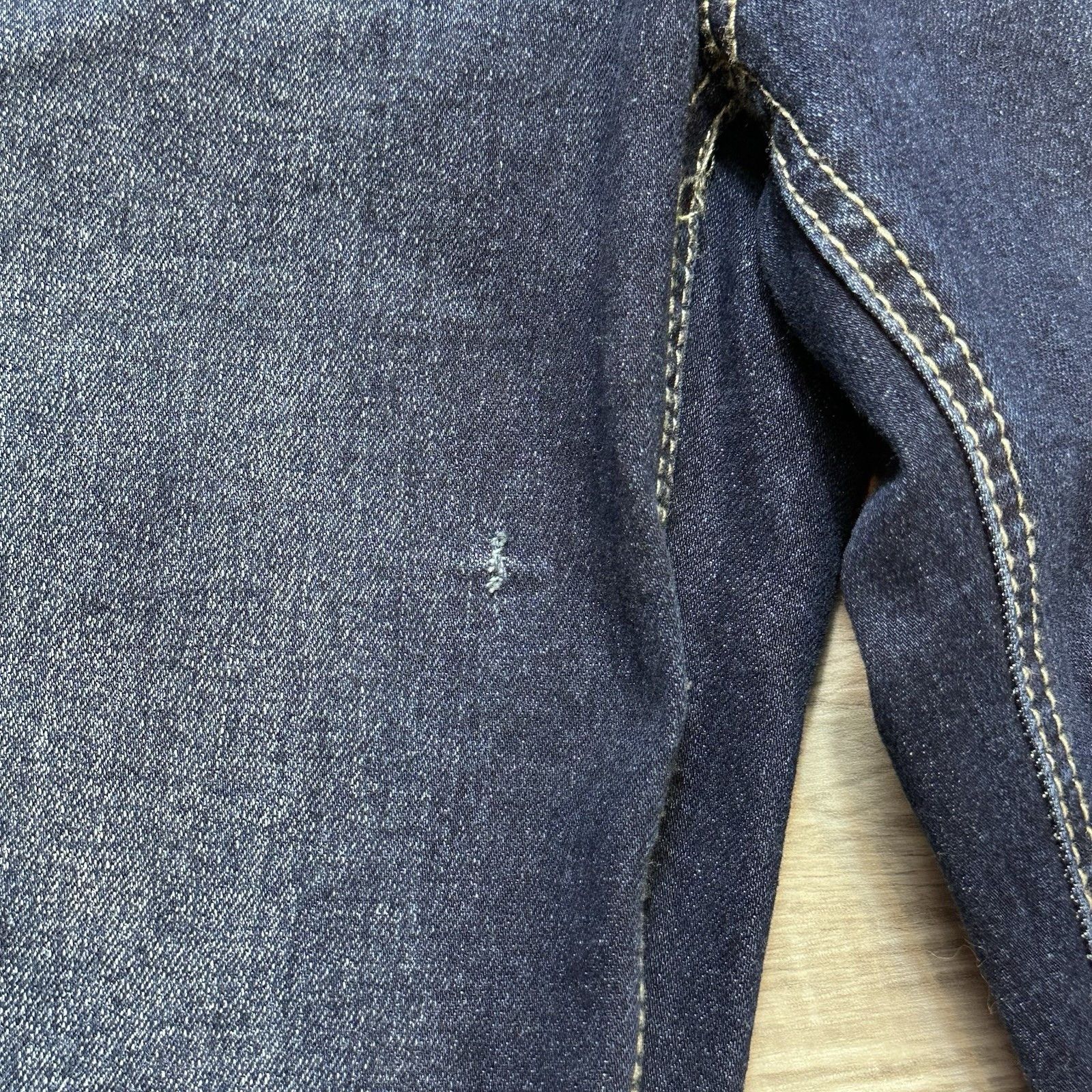 True Religion True Religion Women's 31 Joey Twisted Flare Mid Rise Jeans Size 31" - 4 Thumbnail