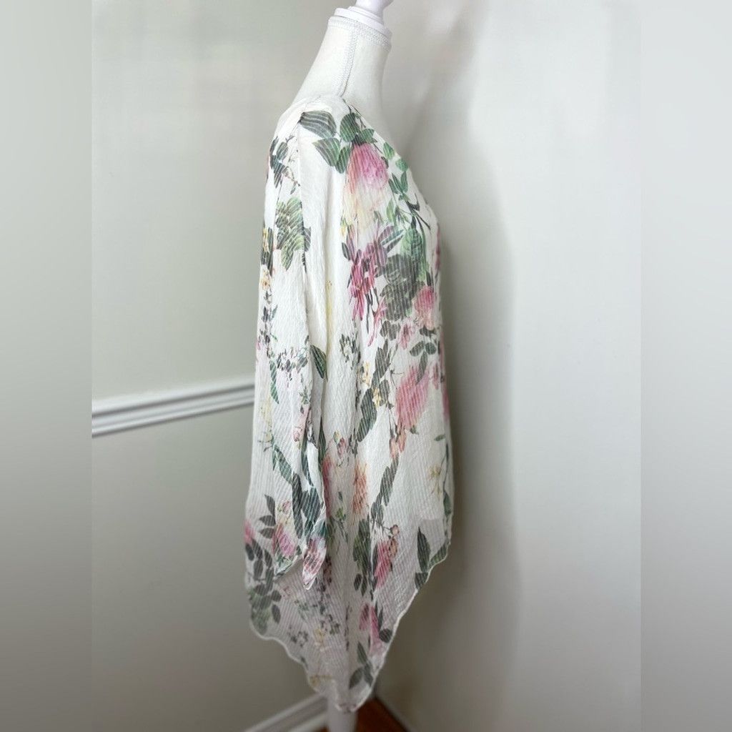 Other Made in Italy Silk Sheer Floral Overlay Cape Top Size XL / US 12-14 / IT 48-50 - 8 Thumbnail