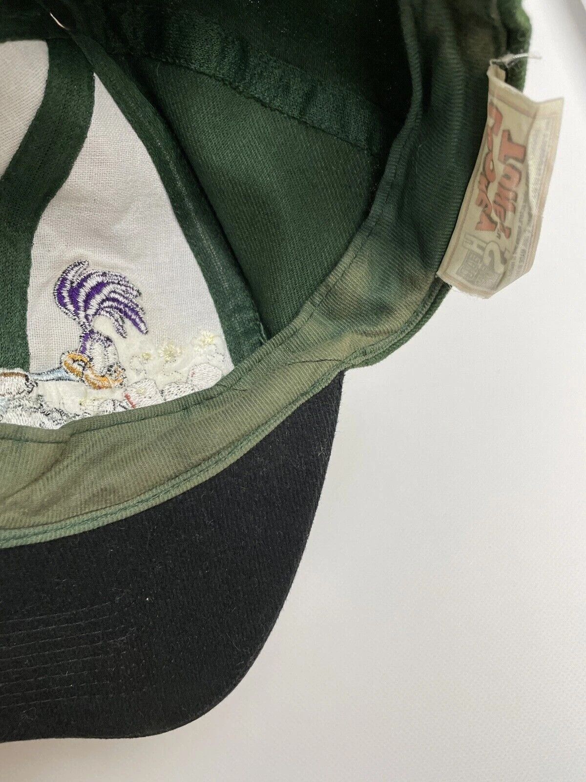 Vintage Vintage 90s Looney Tunes Basseball Cap Faded Embroidered Size ONE SIZE - 10 Thumbnail