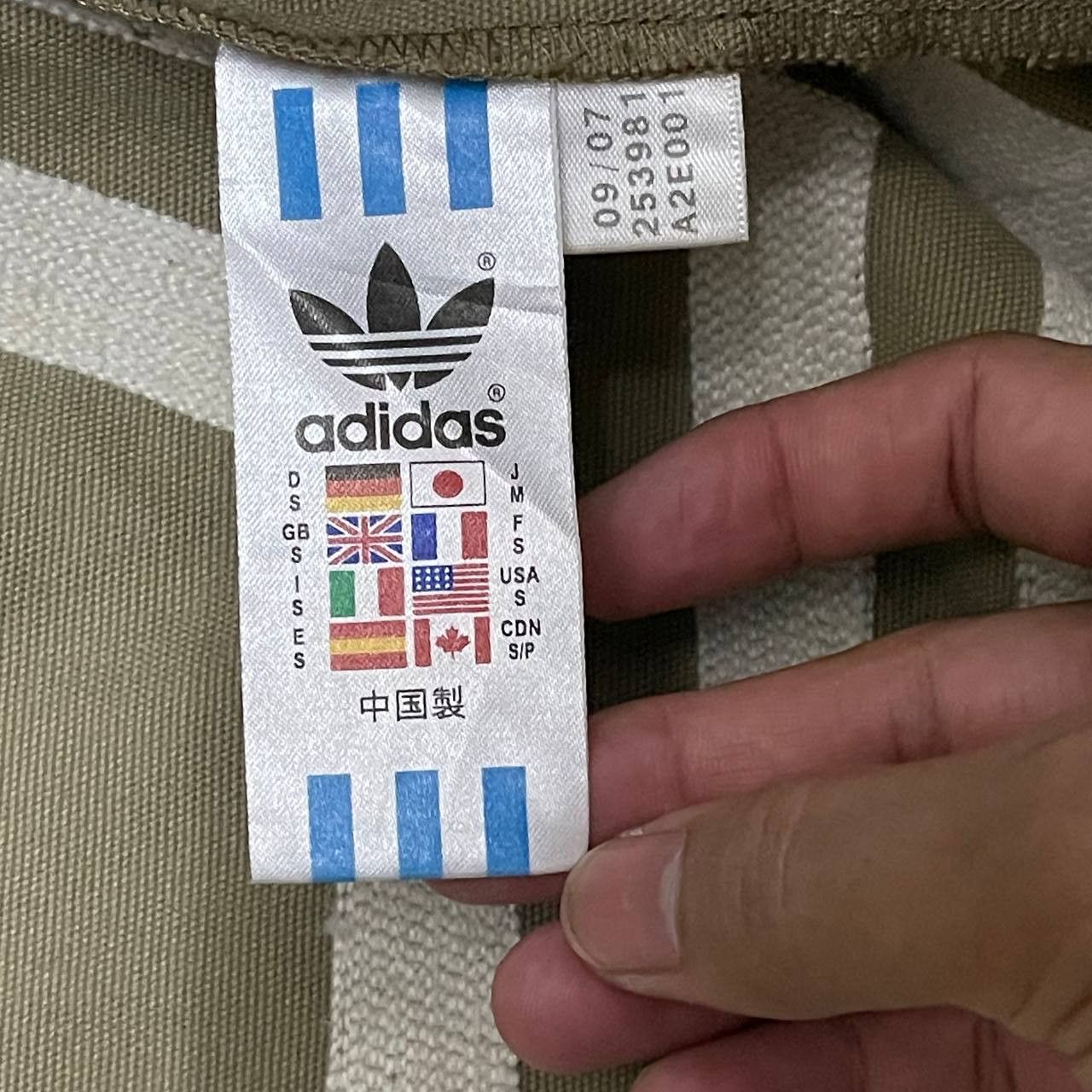 Adidas Vintage Adidas Fur Hooded Jacket Size US M / EU 48-50 / 2 - 9 Thumbnail