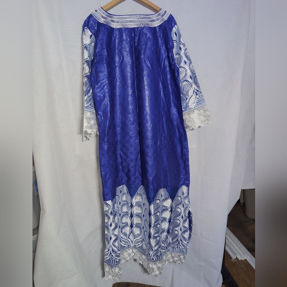 Other Elaborate Blue and White Kaftan Dress Lace and Rhinestone 4 Size 4XL / US 24-26 - 5 Thumbnail
