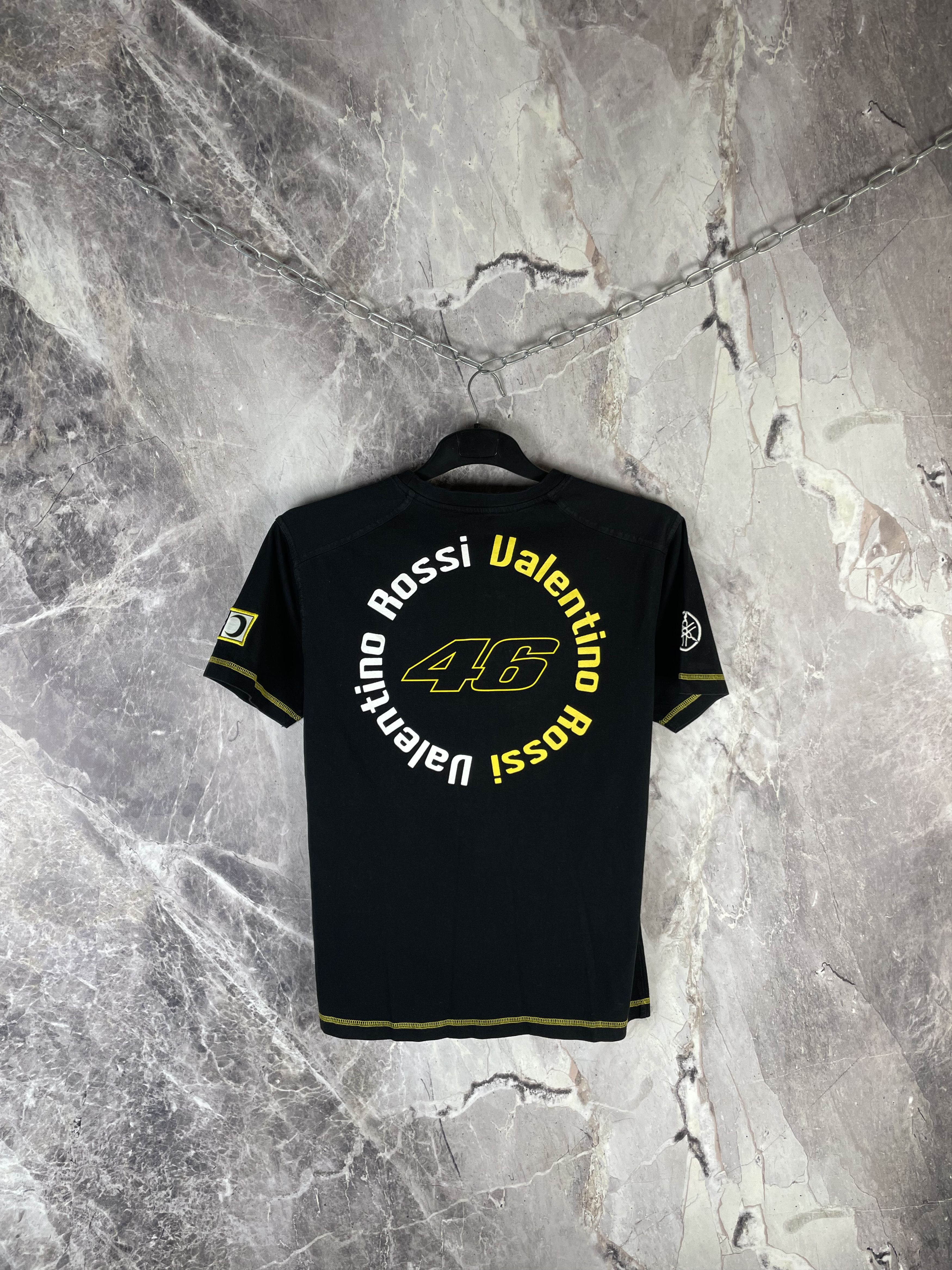 Yamaha Vintage Yamaha 46 Racing Nascar Retro T-Shirt Hype Y2K Size US S / EU 44-46 / 1 - 7 Thumbnail