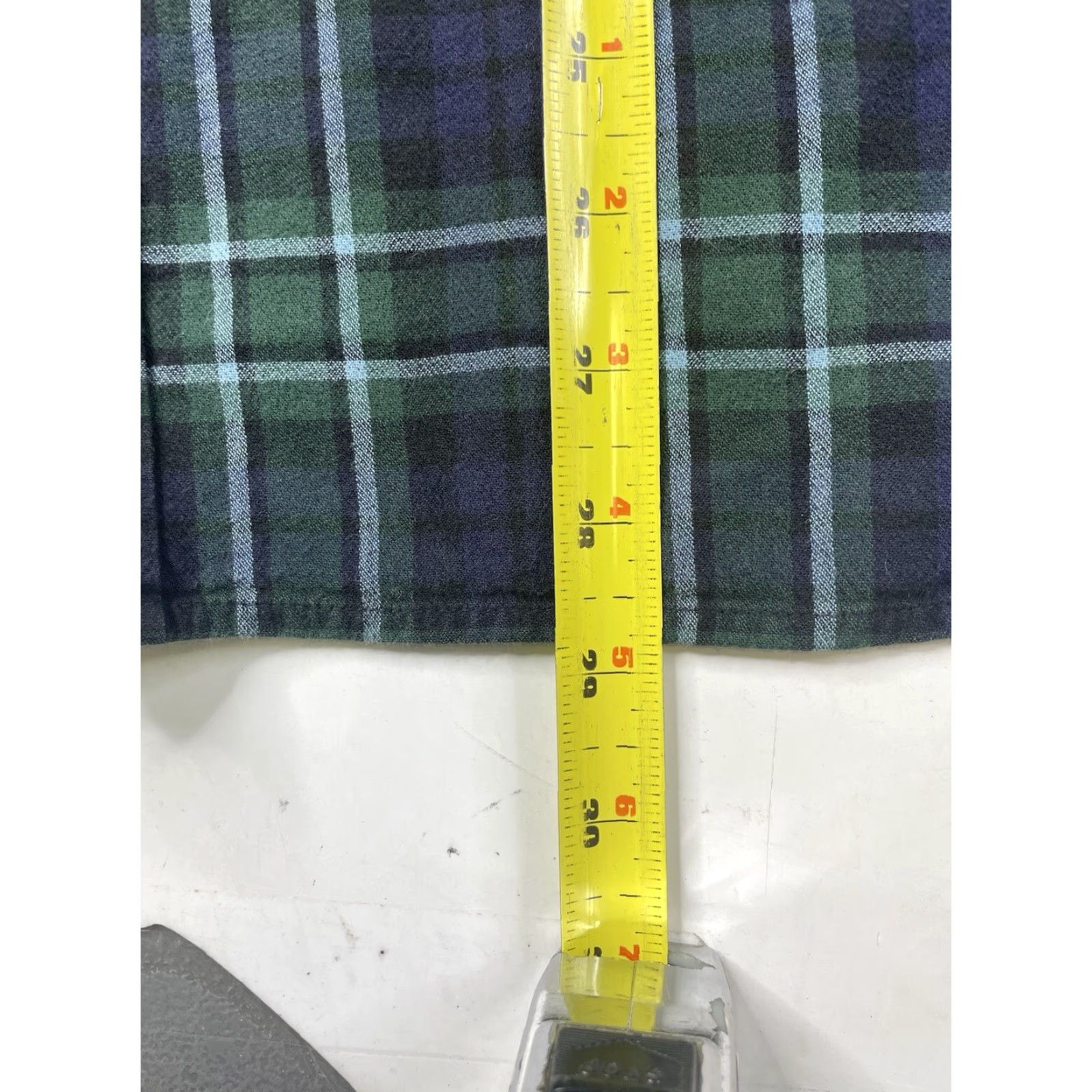 Vintage VINTAGE LL Bean Signature Men's Large Slim Fit Plaid Long Sleeve Button Shirt Lined Size US L / EU 52-54 / 3 - 7 Thumbnail