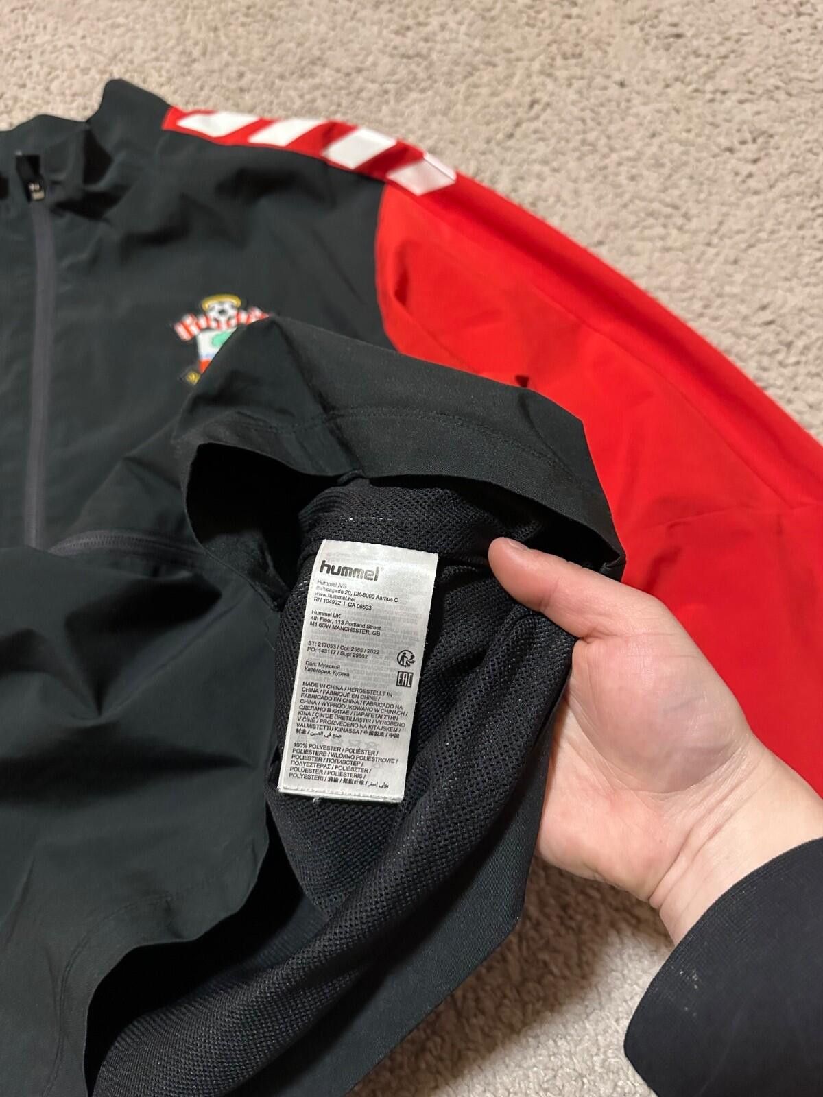 Hummel MEN'S FC SOUTHAMPTON TRACK JACKET TRAINING SOCCER FOOTBALL Size US XL / EU 56 / 4 - 5 Thumbnail