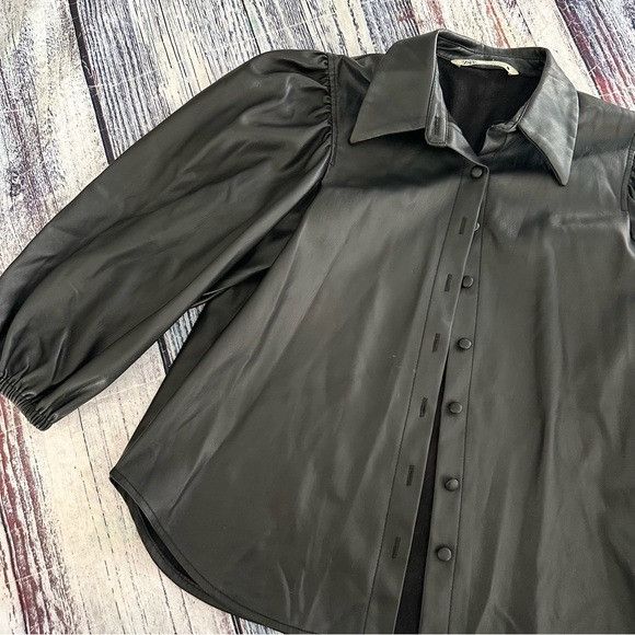 Zara Zara Black Faux Leather Puff-Sleeve Button-Down Shirt Size M / US 6-8 / IT 42-44 - 4 Thumbnail