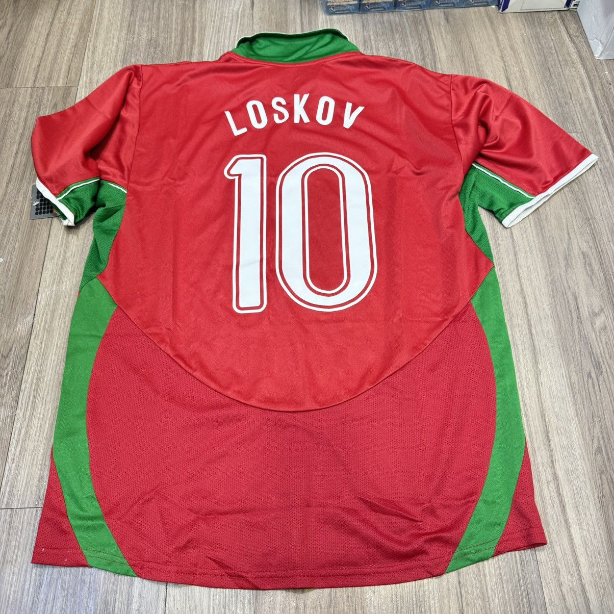 Nike Lokomotiv Moscow 2004 home shirt #10 Loskov (bnwt) Size US L / EU 52-54 / 3 - 2 Thumbnail