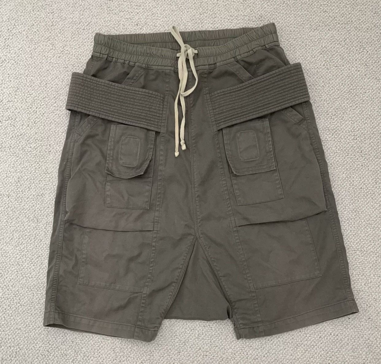 Pre-owned Rick Owens 17ss Double-loop Shorts In Green