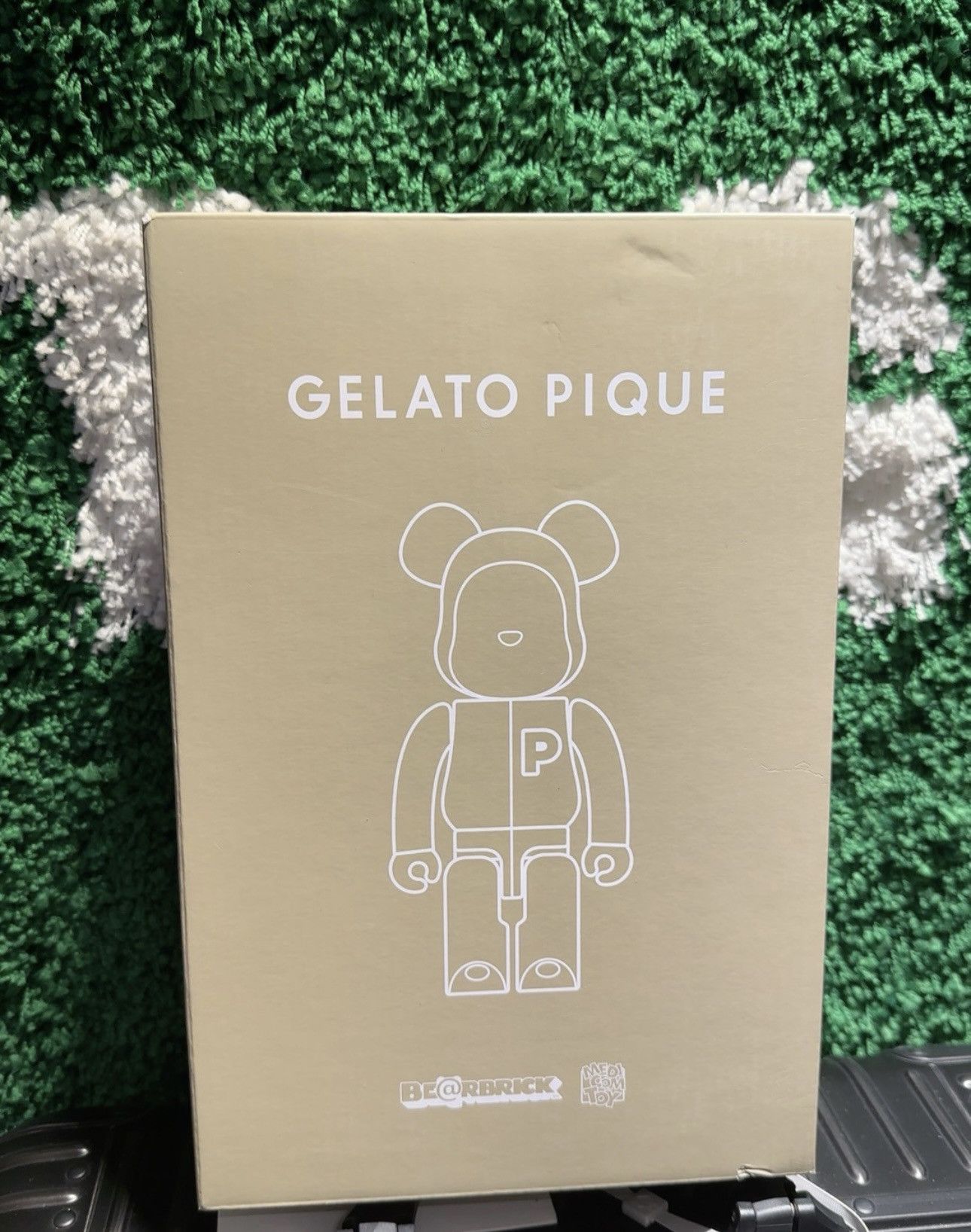 Japanese Brand Bearbrick Gelato Pique Pajamas Brown 400% Size ONE SIZE - 4 Thumbnail