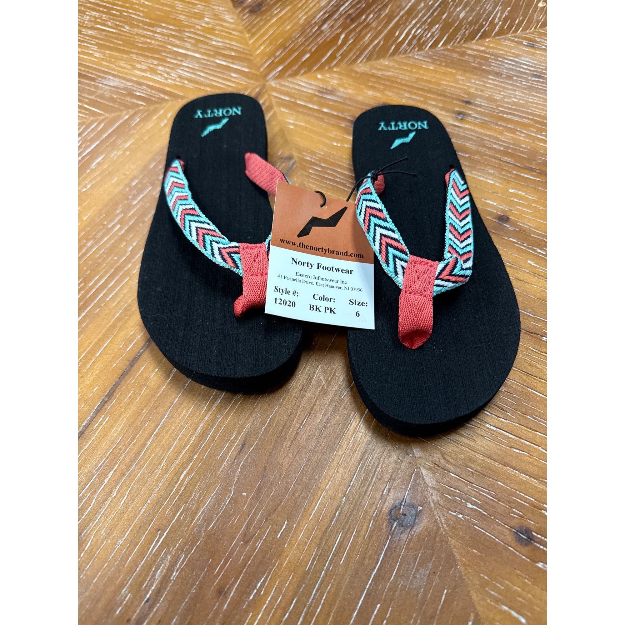 Other Norty Womens Black Chevron Flip Flop Sandals Size 6 With Red Size US 6 / IT 36 - 3 Thumbnail