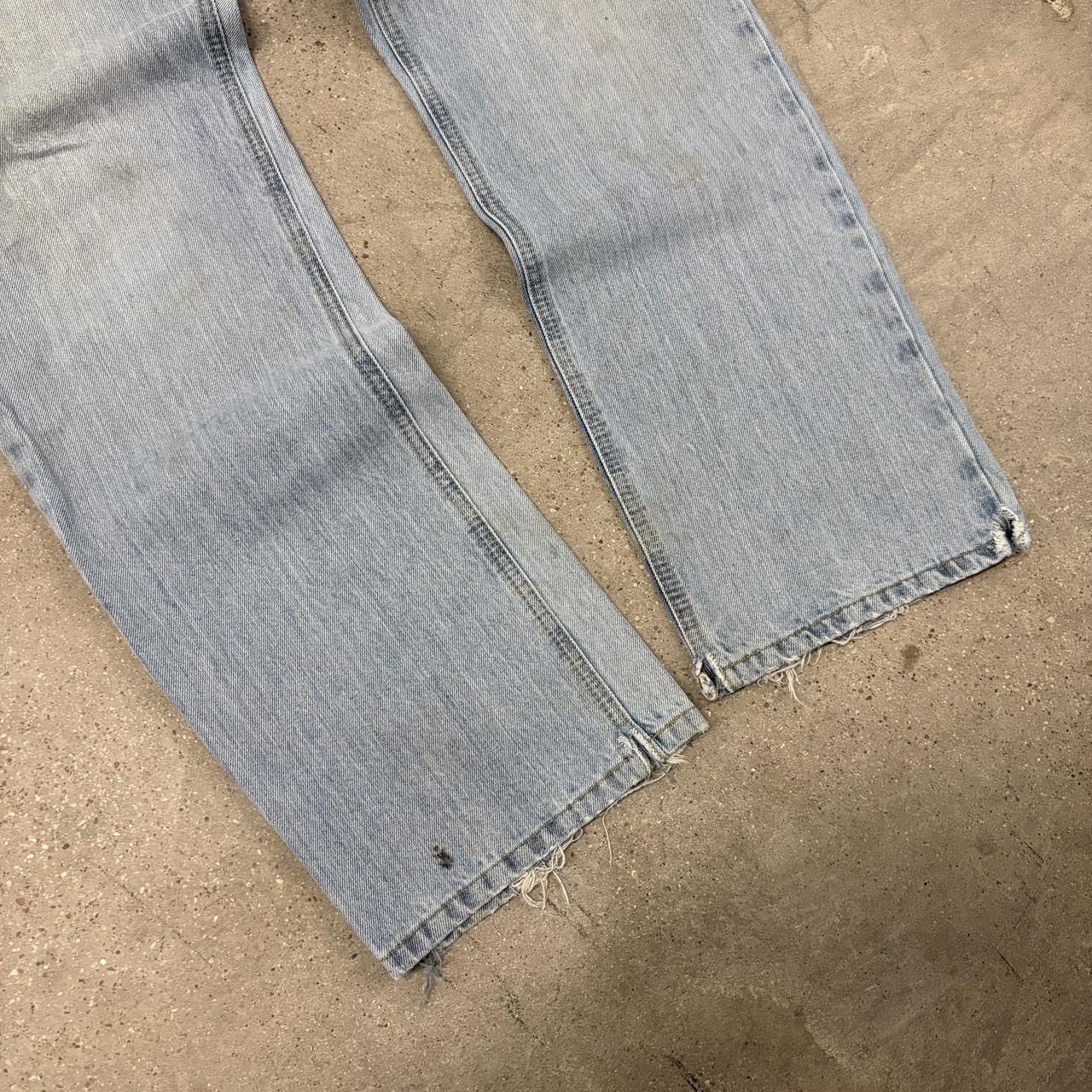 Vintage Vintage 2000s Light wash Distressed Denim Jeans Size US 32 / EU 48 - 5 Thumbnail