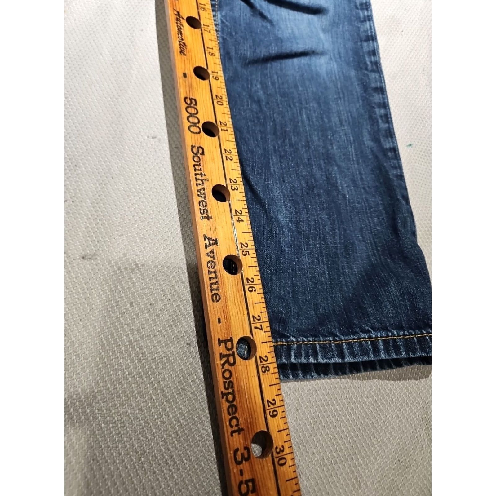 Levi's Levis 514 Jeans Mens US Size 29x30 Blue Straight Medium Wash Denim Pants Jeans Size US 29 - 7 Thumbnail