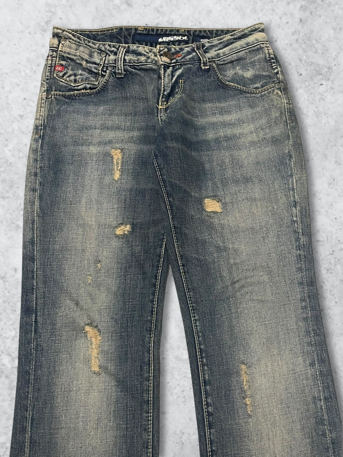 Miss Sixty Vintage Miss Sixty Sand Wash Ripped Italian Designer Jeans Size 28" / US 6 / IT 42 - 2 Thumbnail