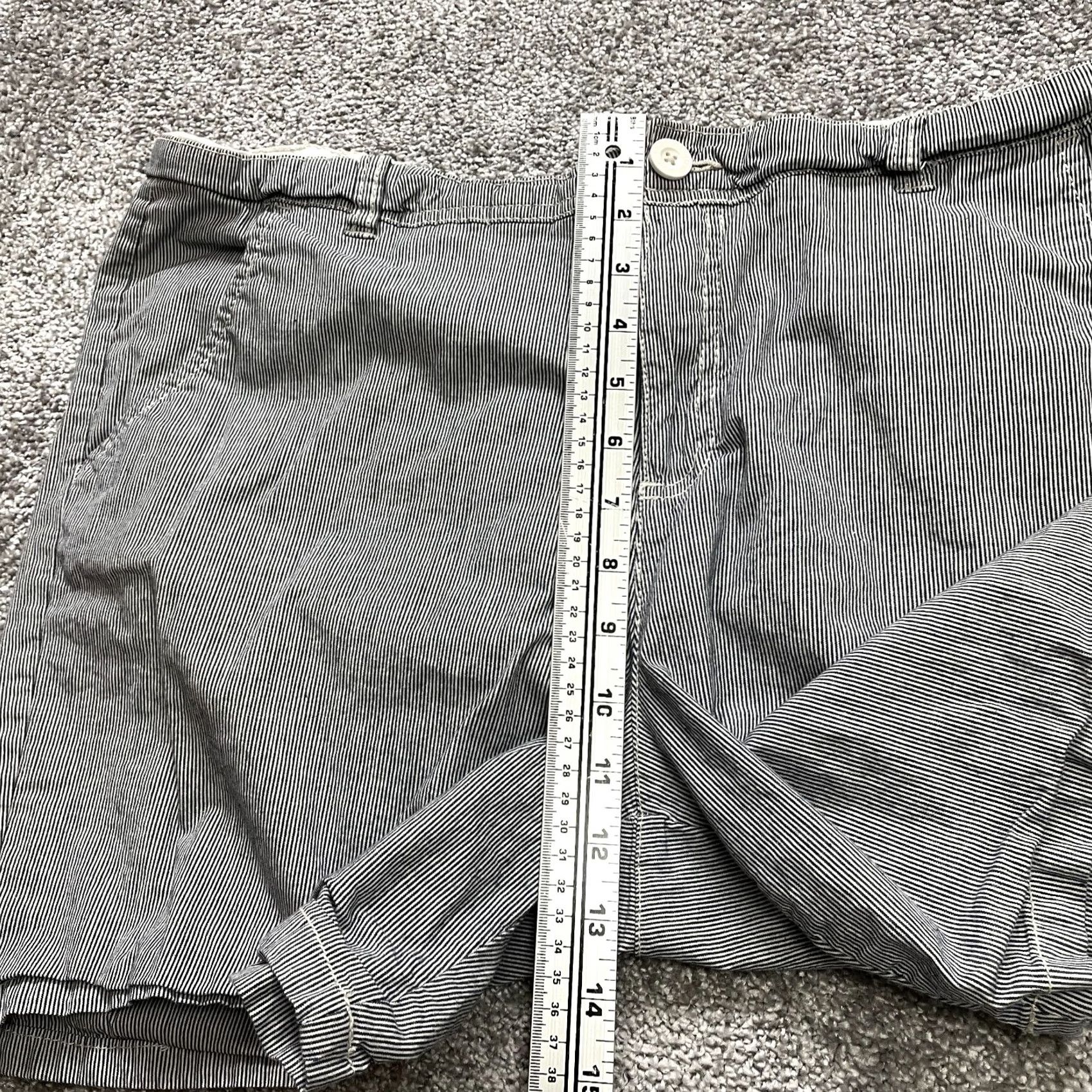Faded Glory Faded Glory Bermuda Shorts Womens 18 Blue Striped Pockets High Rise Knit Shorts Casual Summer 18 Womens Size 40" / US 18 - 4 Thumbnail