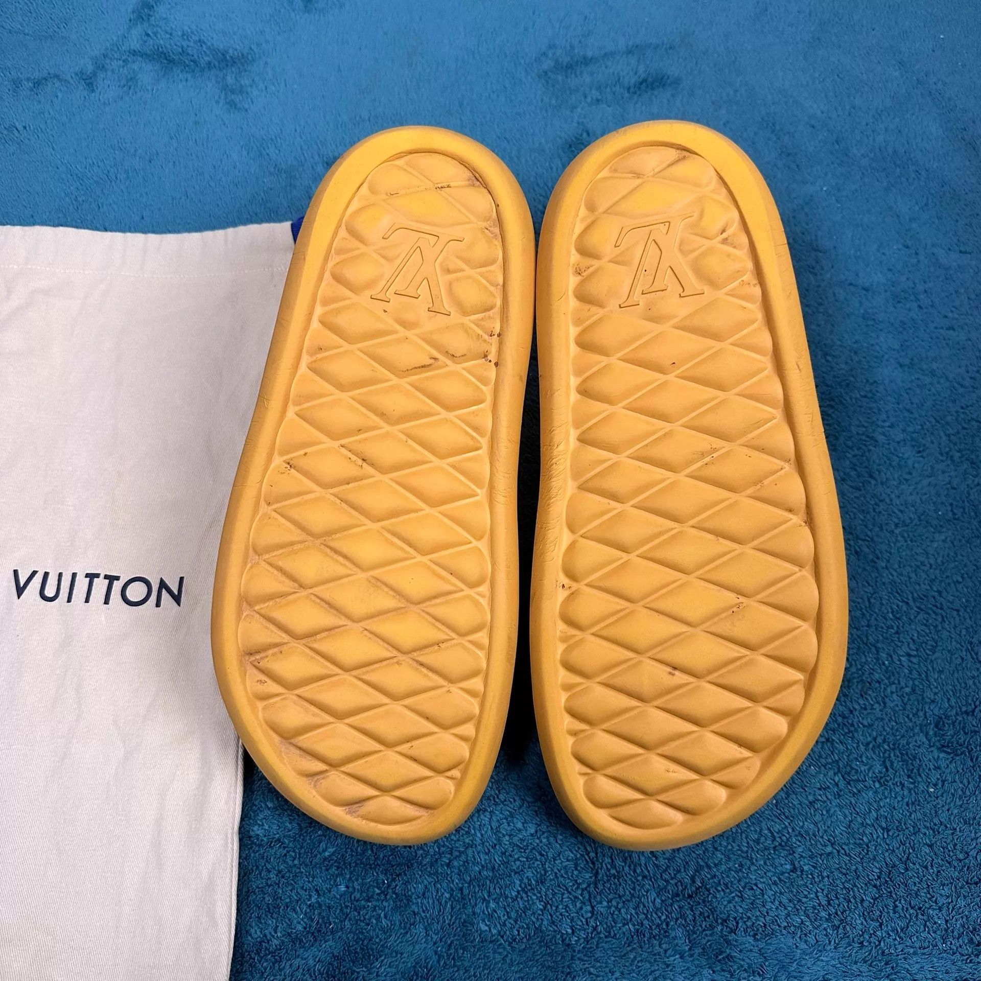 Louis Vuitton LV waterfront 2025 Early Spring men's yellow slides size 42 Size US 9 / EU 42 - 5 Thumbnail