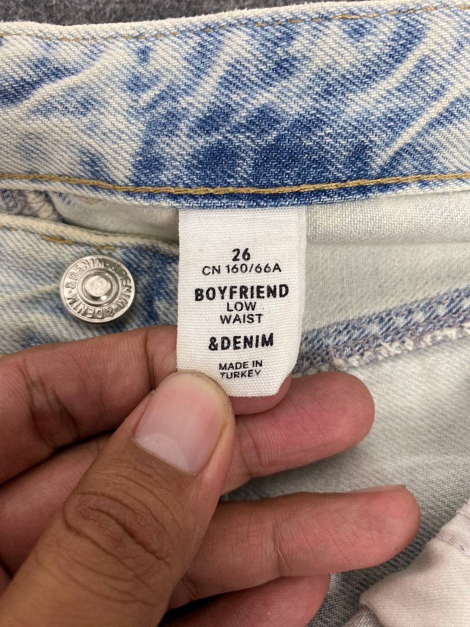 Other &denim acid wash distressed denim nice design Size US 33 - 10 Thumbnail