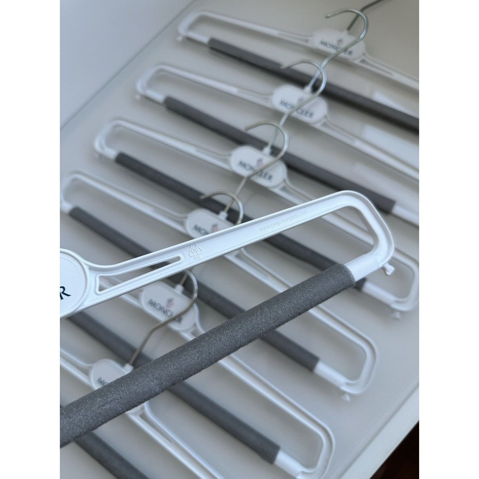 Moncler logo made in italy plastic metal hook white hangers