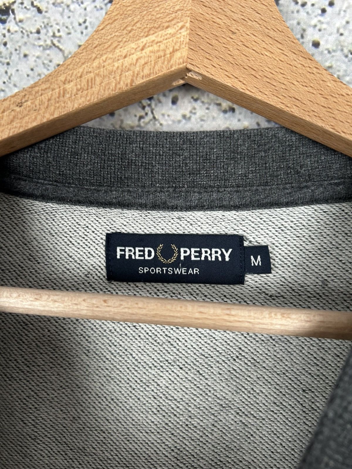Fred Perry Vintage Fred Perry Logo Crewneck Streetwear Baggy Rap 90s Size US M / EU 48-50 / 2 - 5 Thumbnail