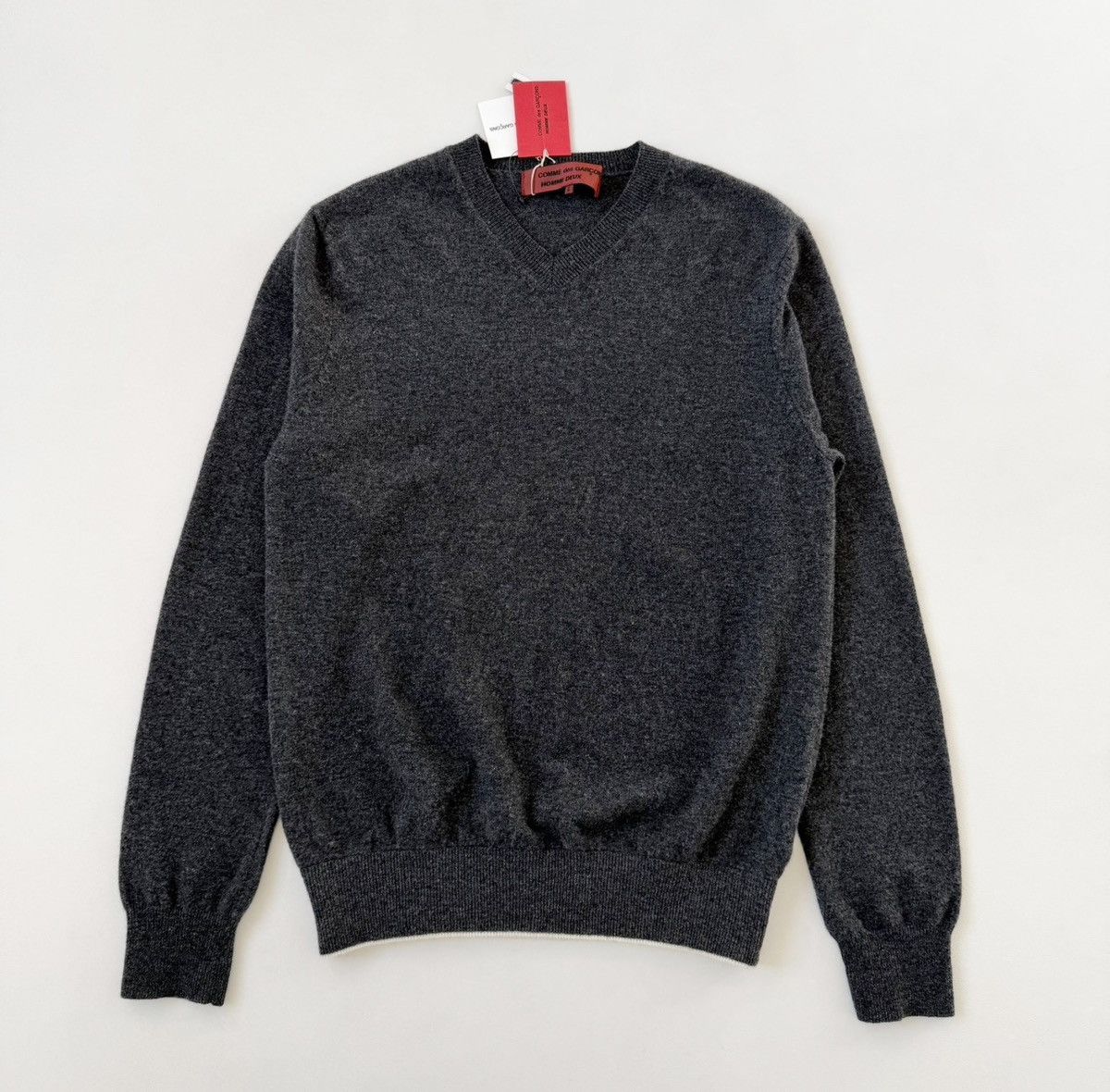 Comme des Garcons A/W 04 Gray Wool V Neck Sweater Size US L / EU 52-54 / 3 - 15 Thumbnail