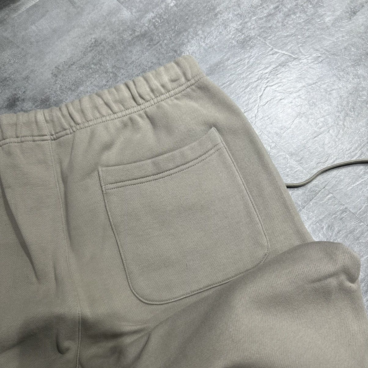 Essentials Essentials-F.O.G Sweatpants - Moss Size US 32 / EU 48 - 5 Thumbnail