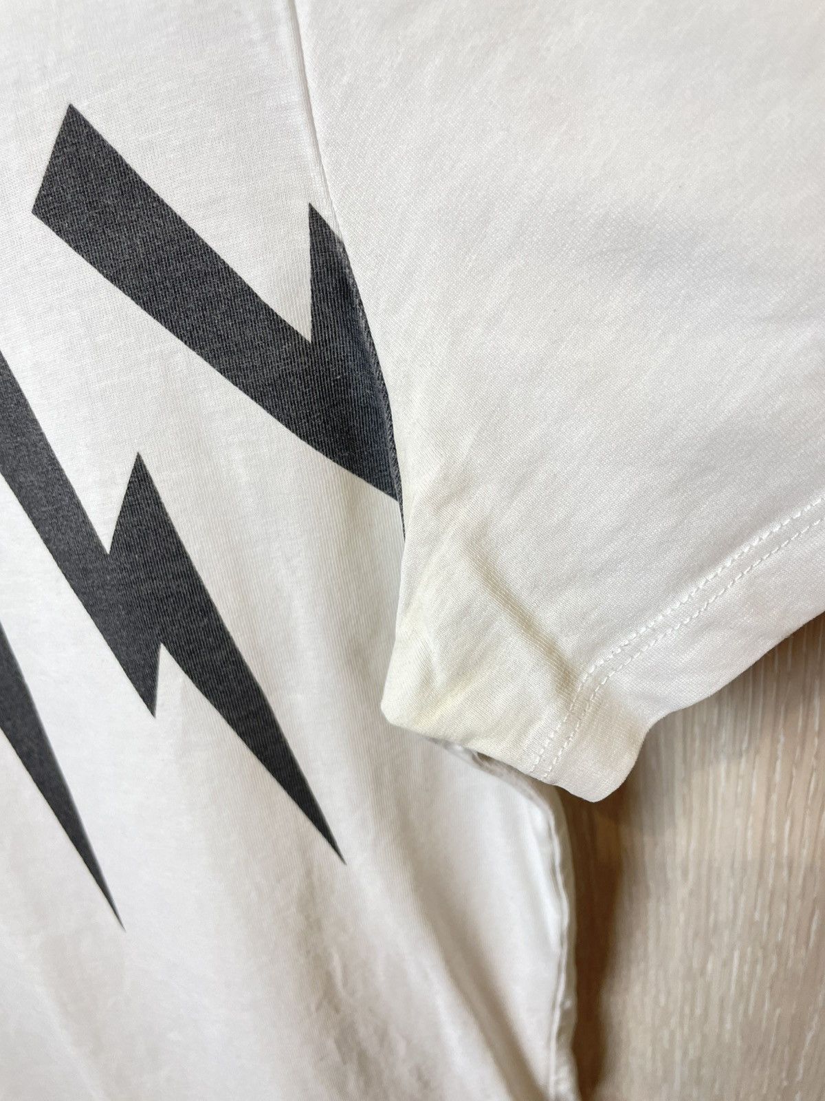 Neil Barrett Neil Barrett Thunderbolt T-Shirt Size US M / EU 48-50 / 2 - 3 Thumbnail