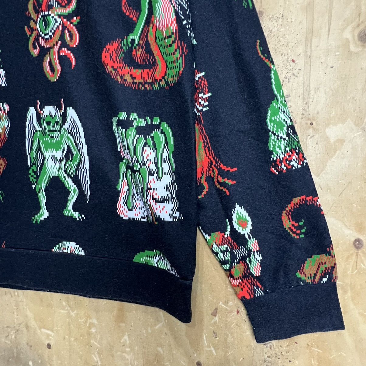 Japanese Brand Kikillo Very Nice Design Size US L / EU 52-54 / 3 - 6 Thumbnail