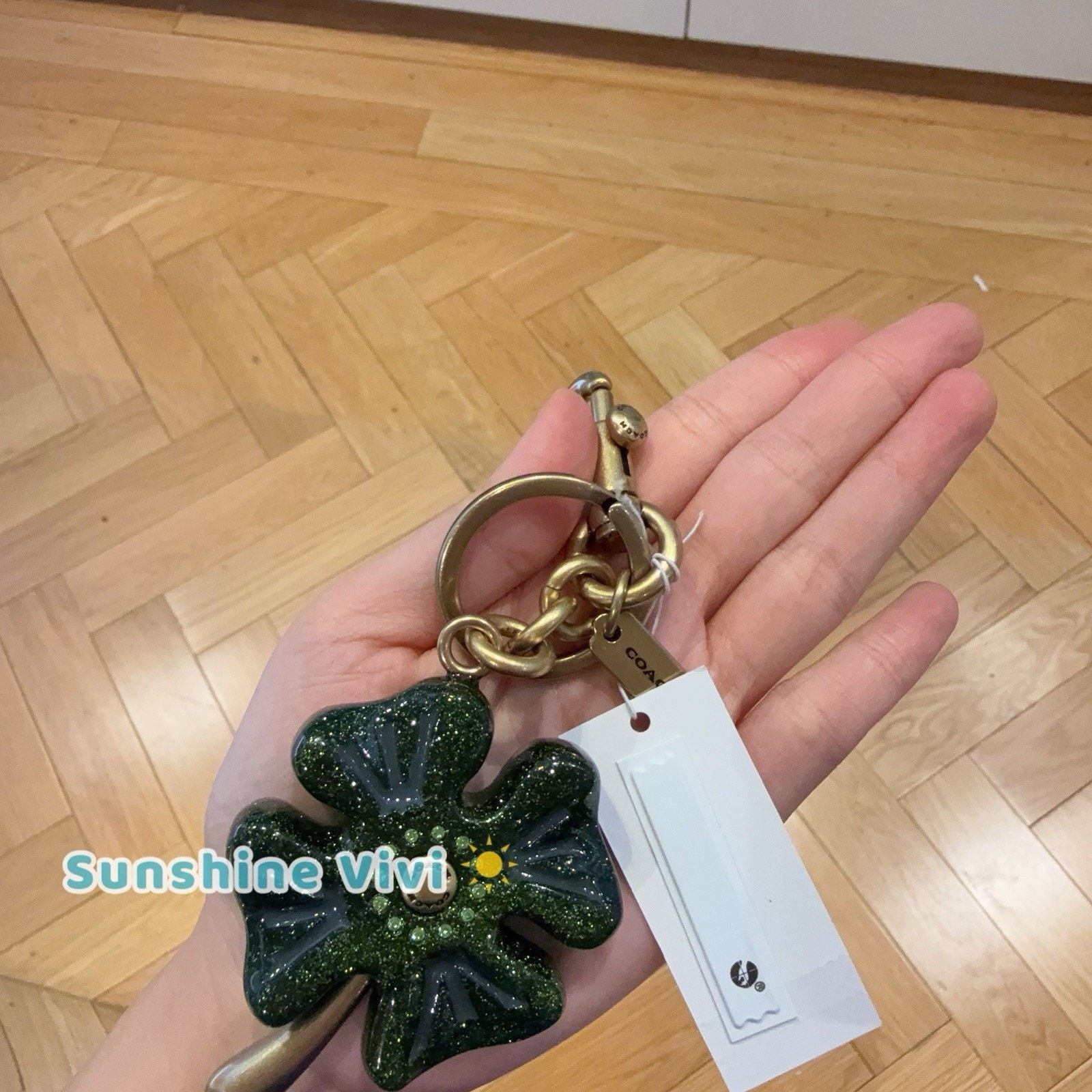 Coach NWT Coach Four Leaf Clover Bag Charm Brass/Green CEA09 Size ONE SIZE - 4 Thumbnail